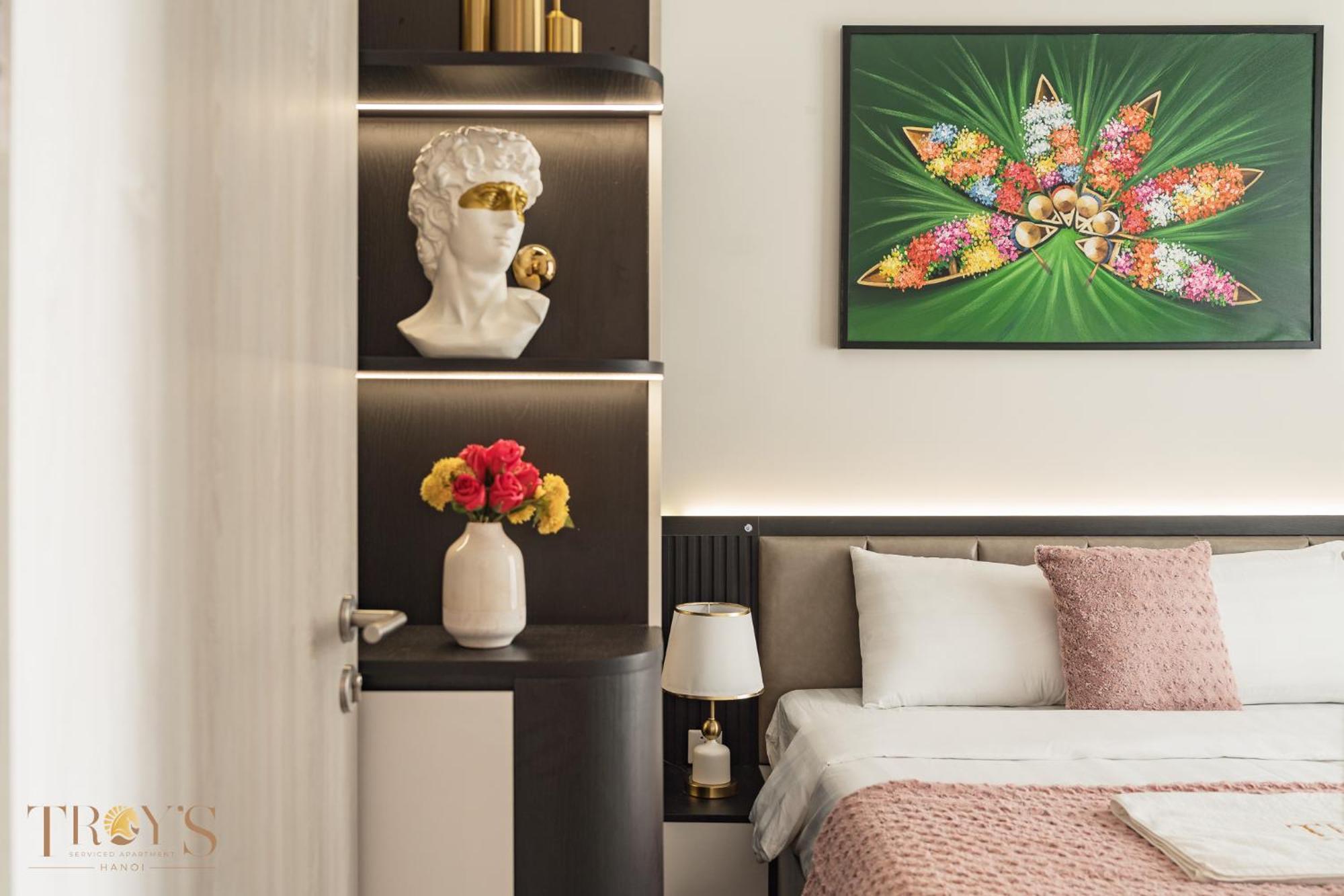 Hotel Troy House - Masteri West Heights