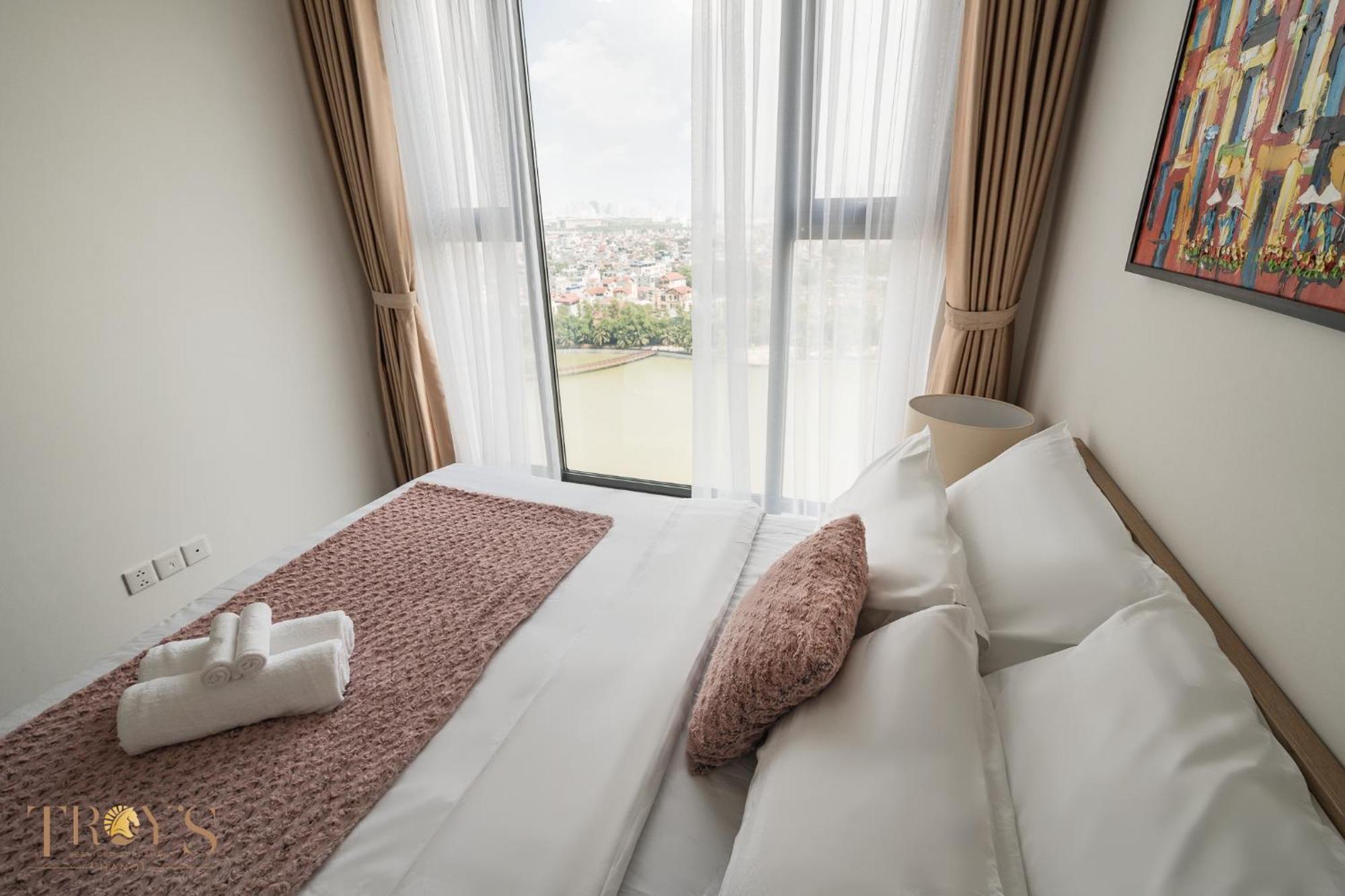 Troy House - Masteri West Heights 5* Hanoi