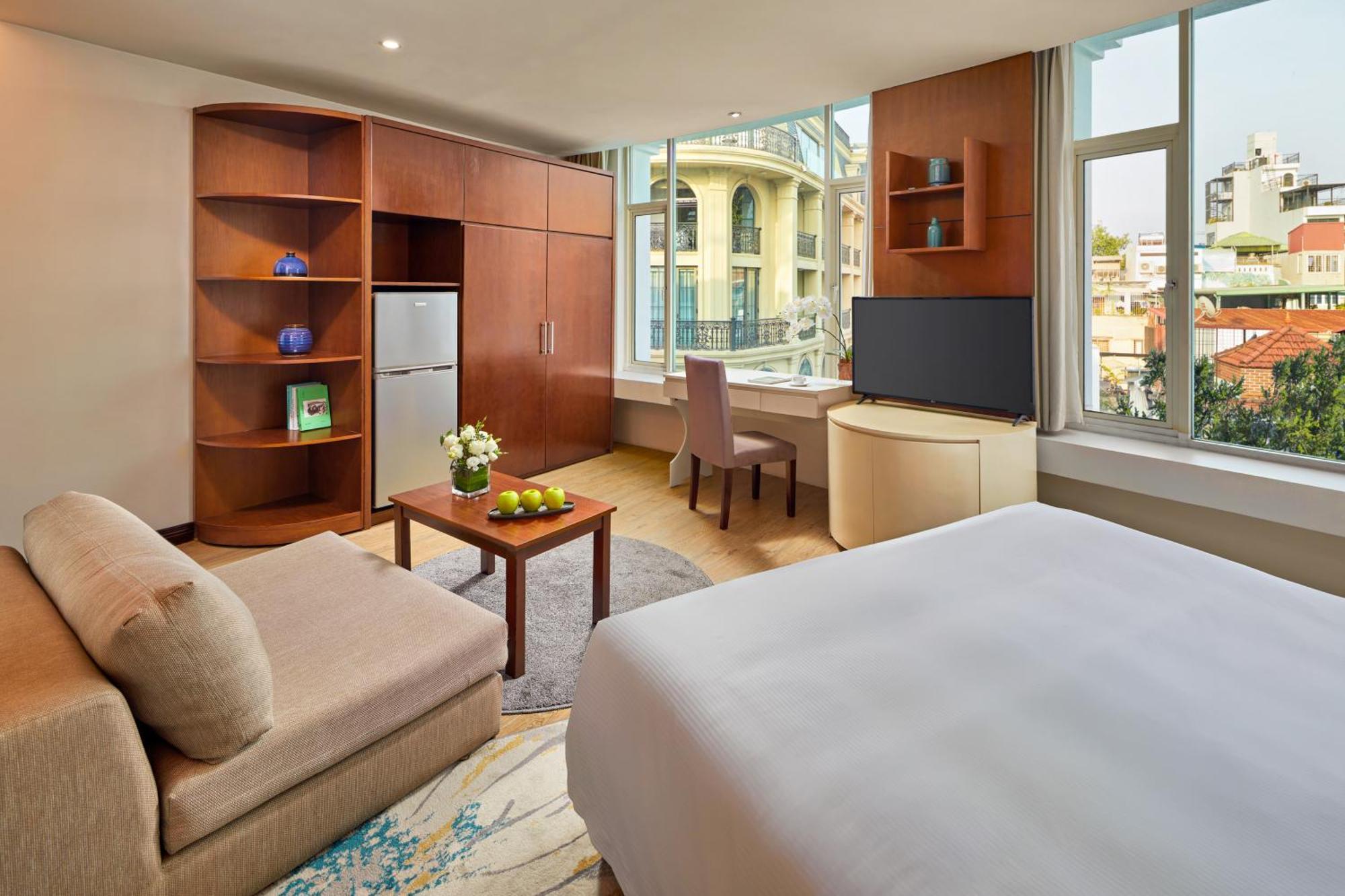 Hotel The Club & Residences 4*