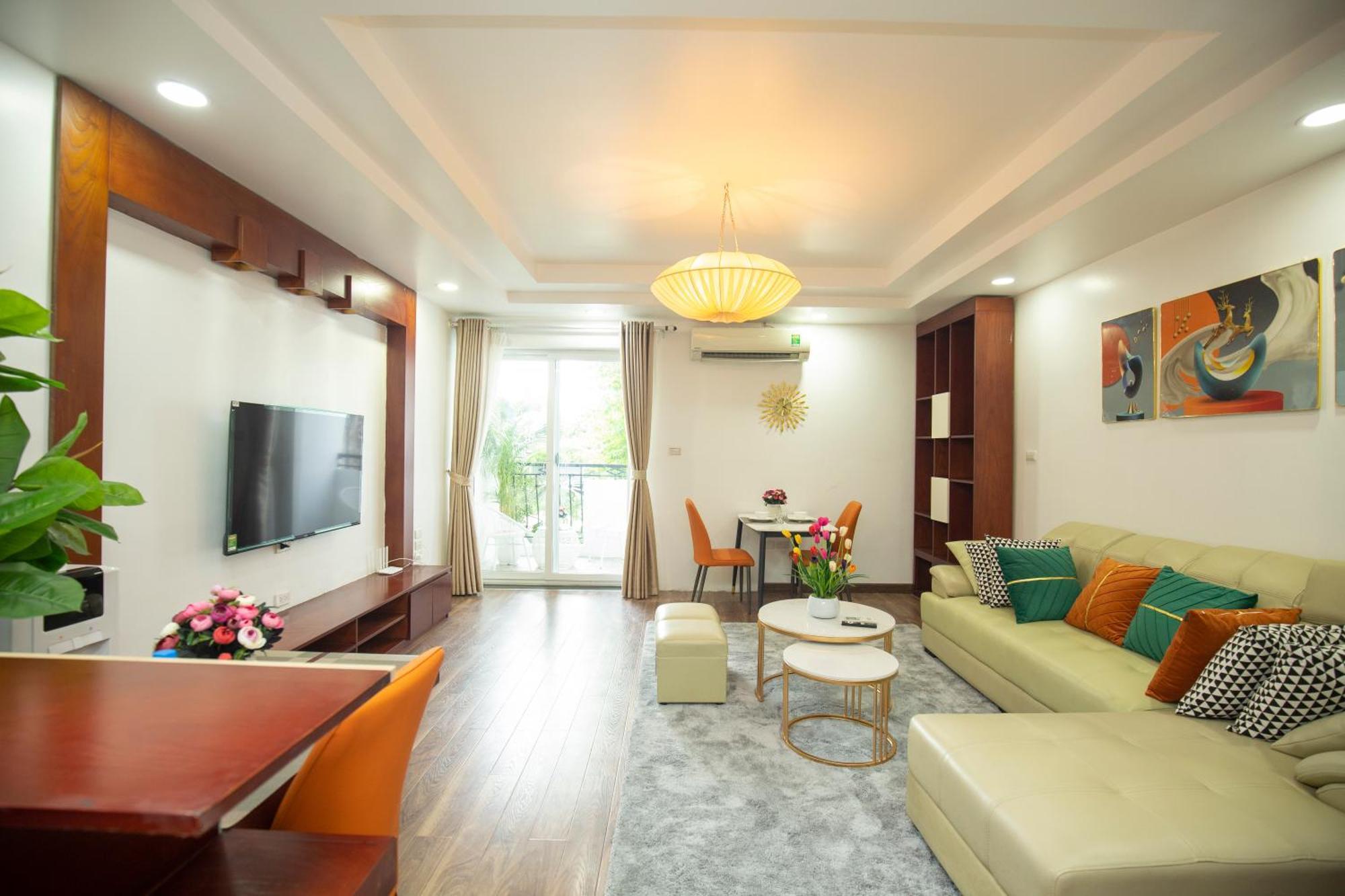 Sumitomo 12- Apartment-535 Kim Ma Street *