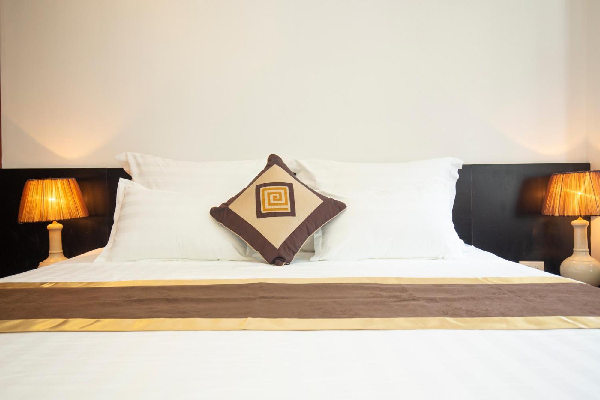 Sumitomo 12- Apartment-535 Kim Ma Street *