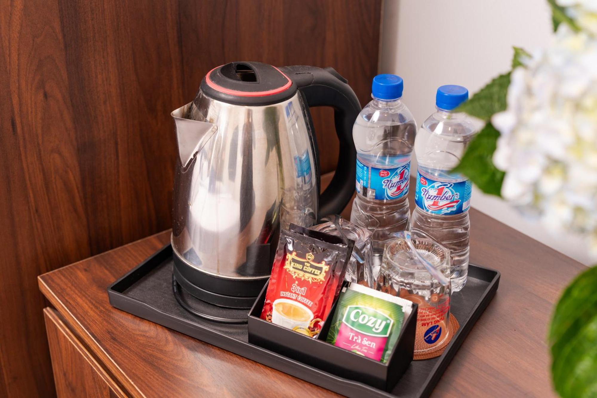 Astoria & Travel Hotel 3*