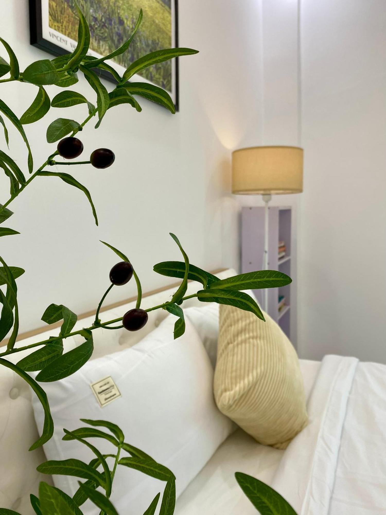 The Grand Diamond C - Ho View Dep Gan Times Apartment Hanoi