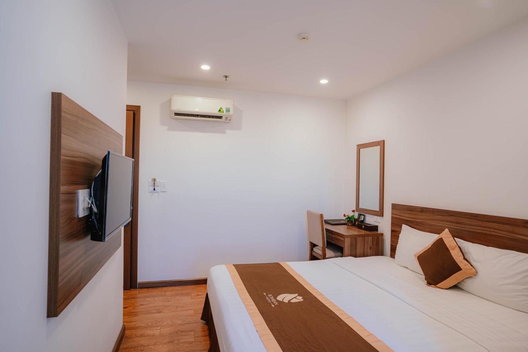 A89 Rosarian 3* Hanoi