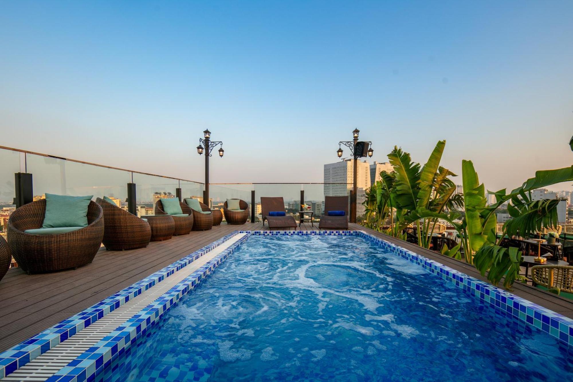 De Corner Khách sạn 4*