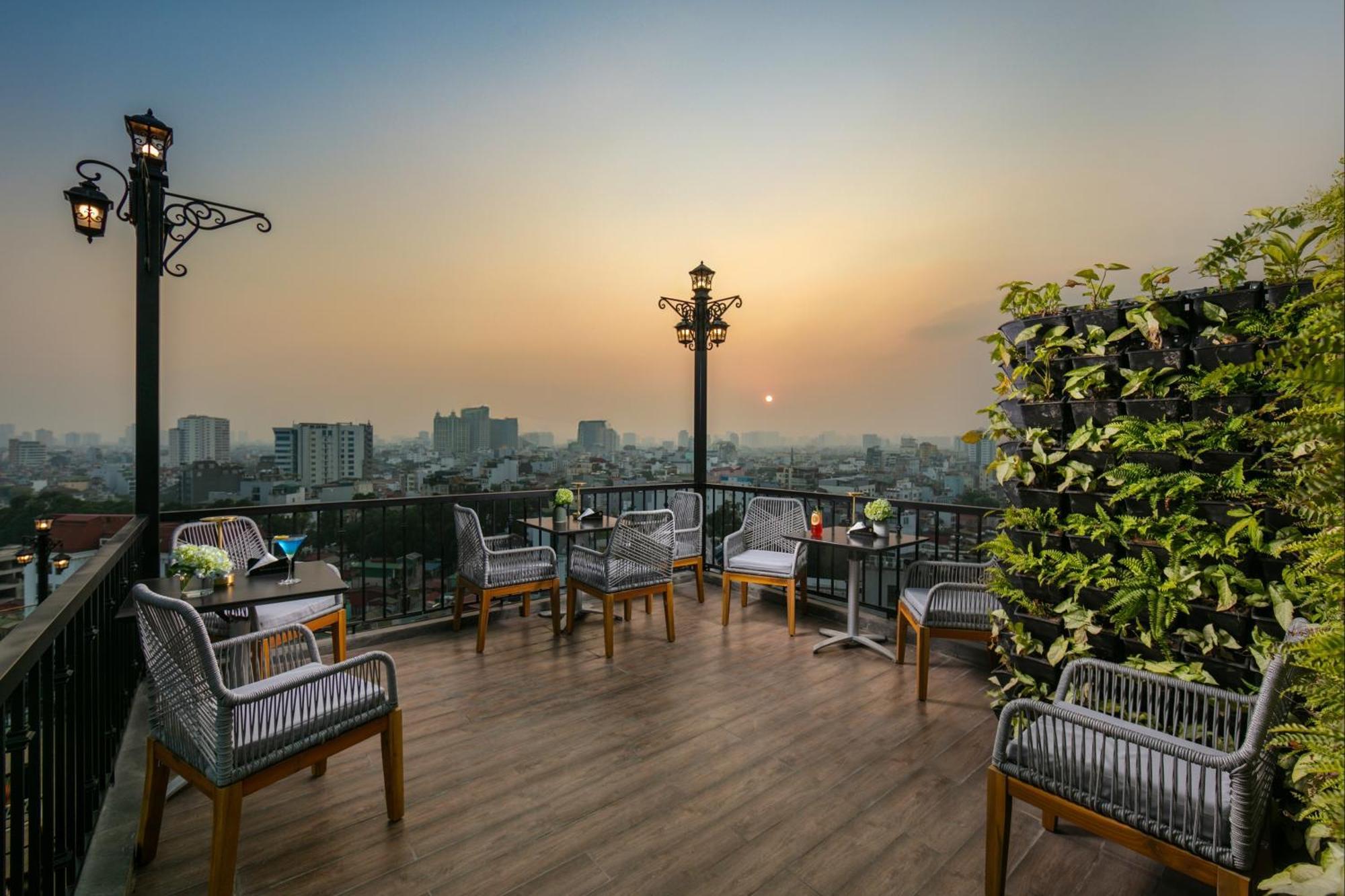 De Corner 4* Hà Nội