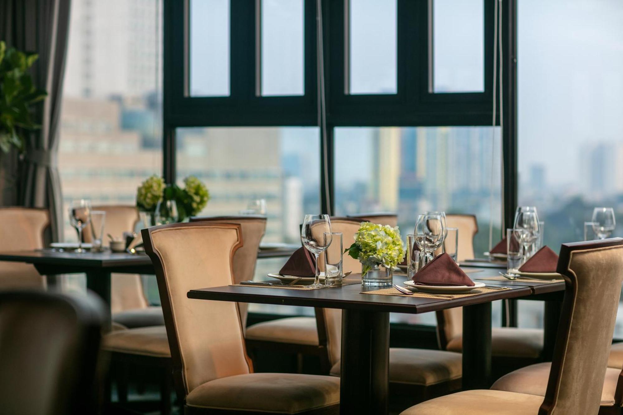 De Corner Khách sạn 4*