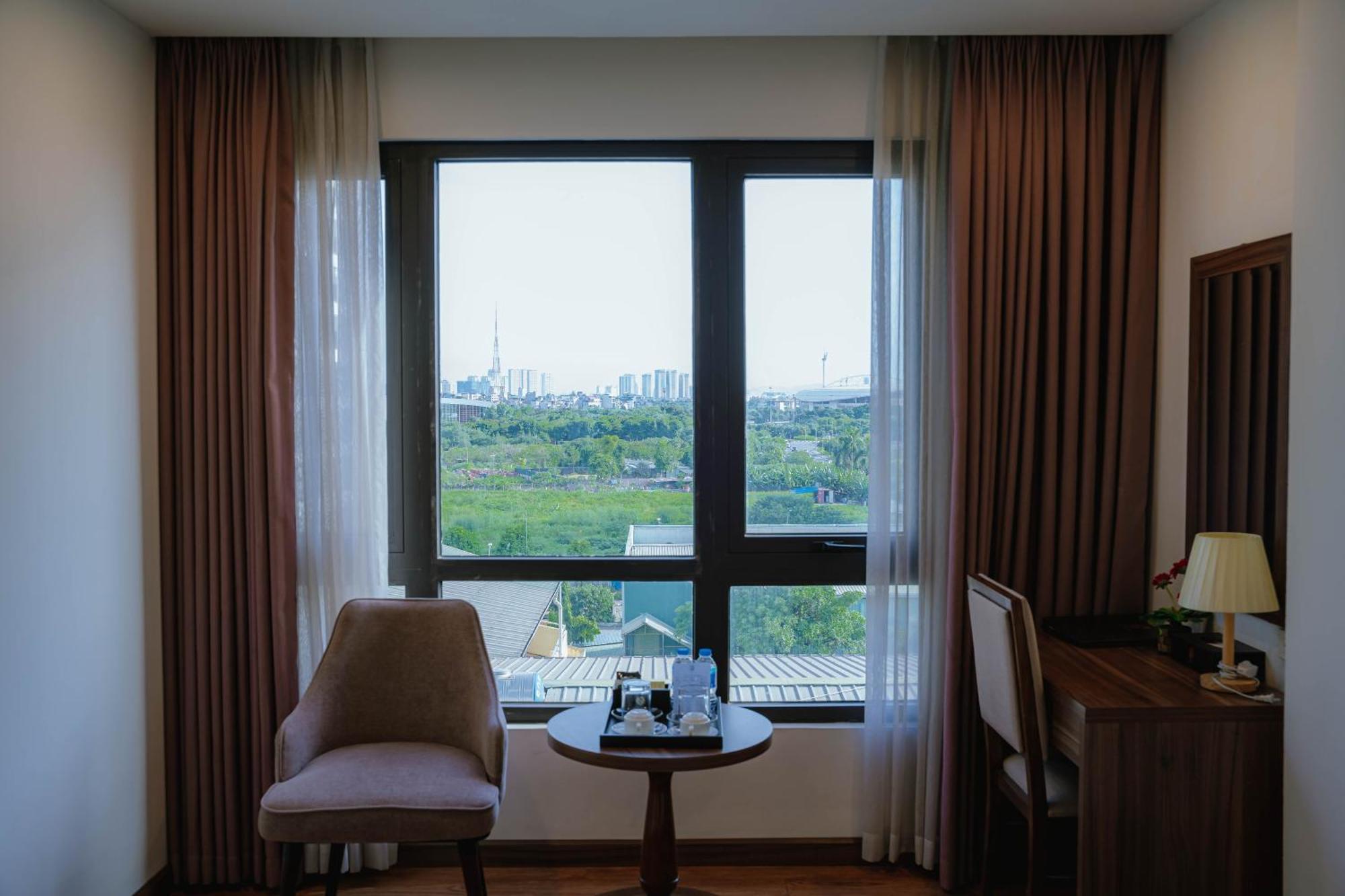 A89 Rosarian Hanoi