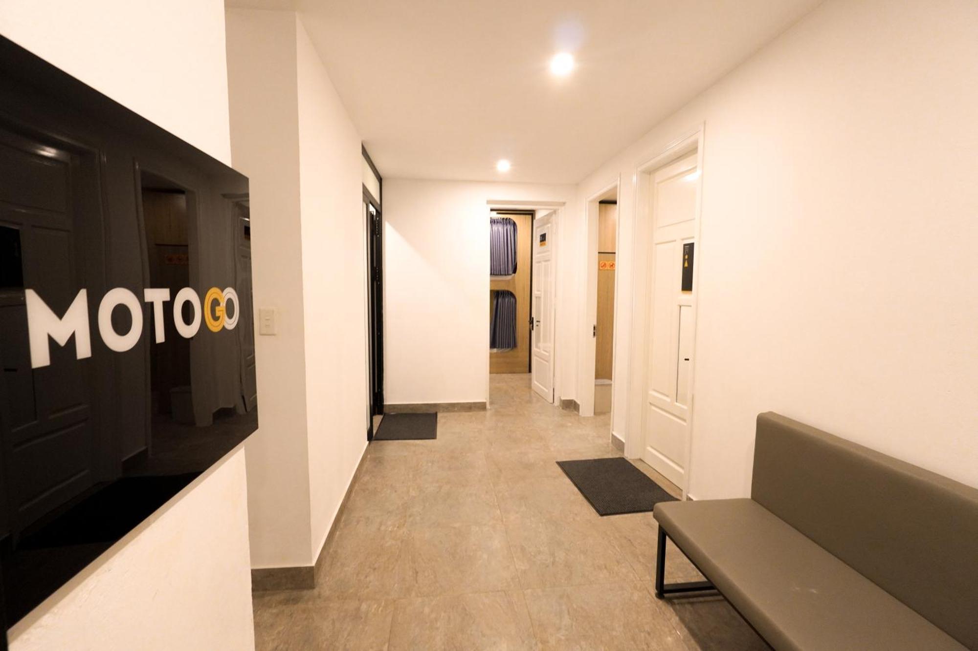 Motogo Capsule hotel
