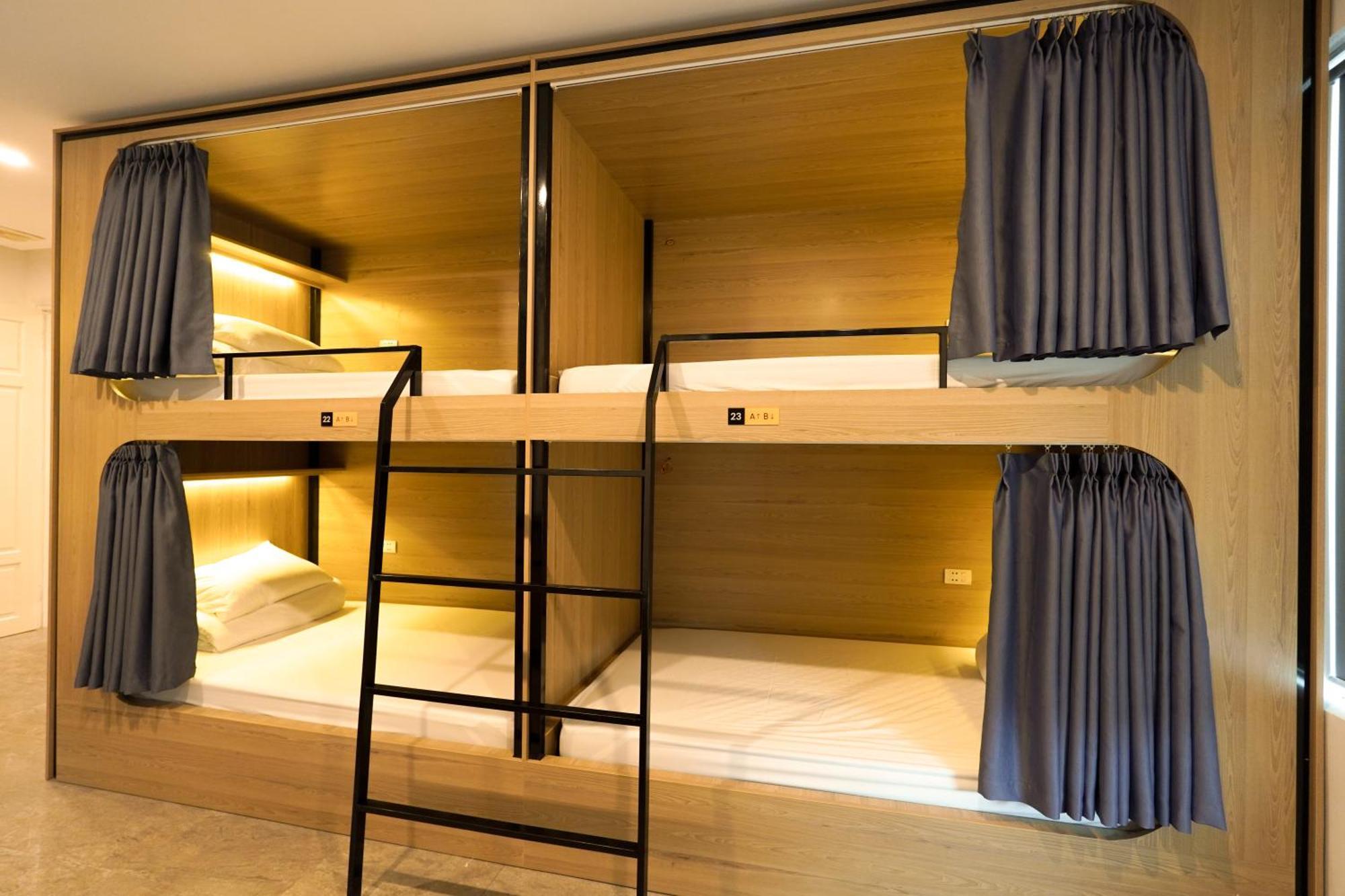 Motogo Capsule hotel Hanoi