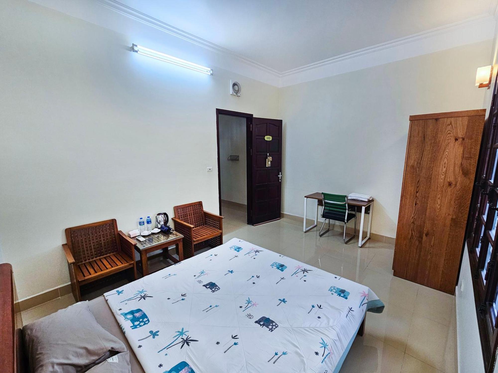 Guest house The Delight House Hanoi