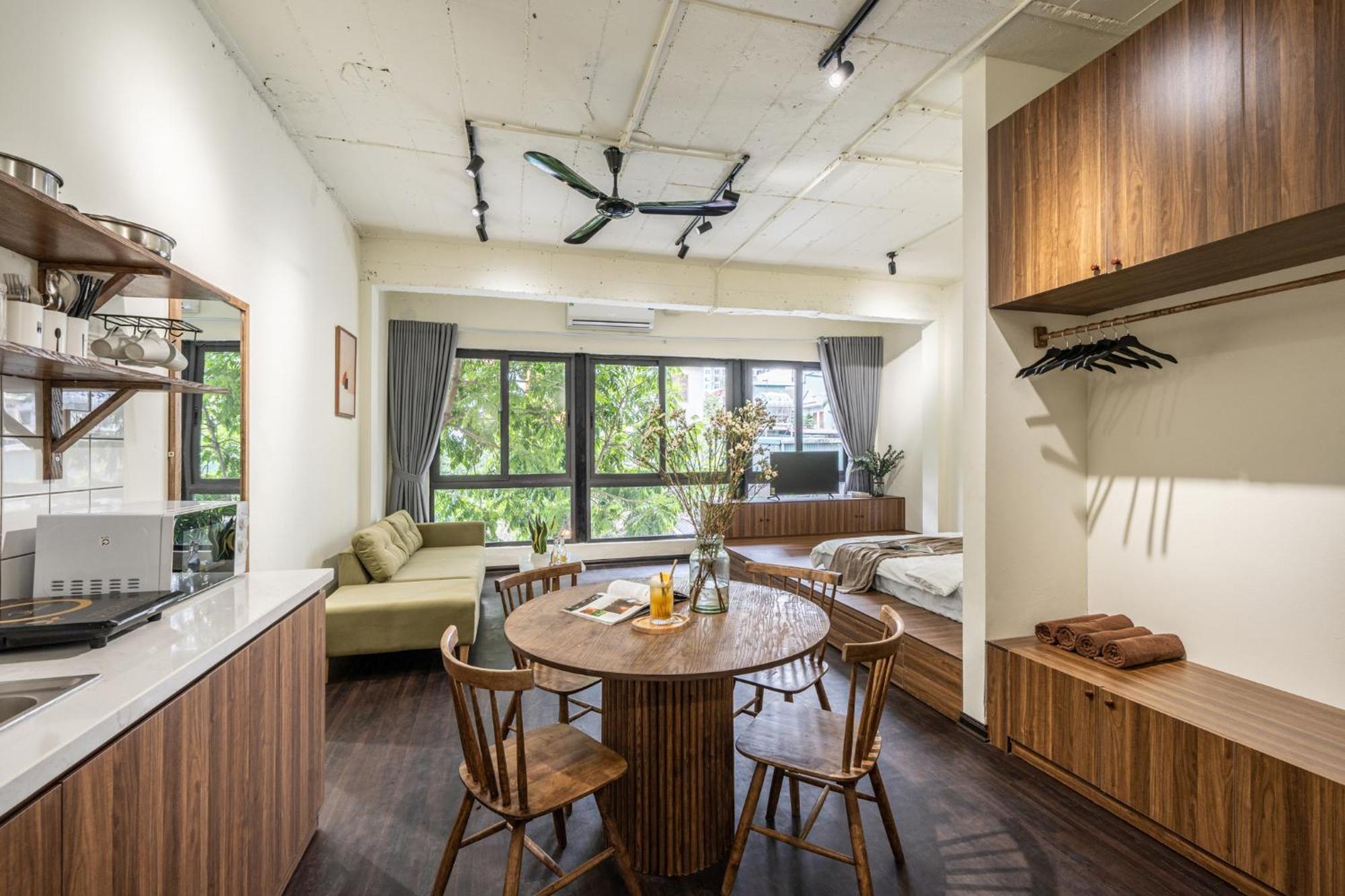 Apartment Modern - Rooftop - Sky View - Egg Coffee Class *