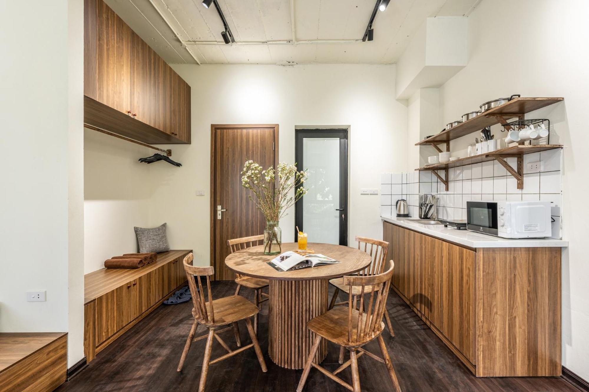 Apartment Modern - Rooftop - Sky View - Egg Coffee Class
