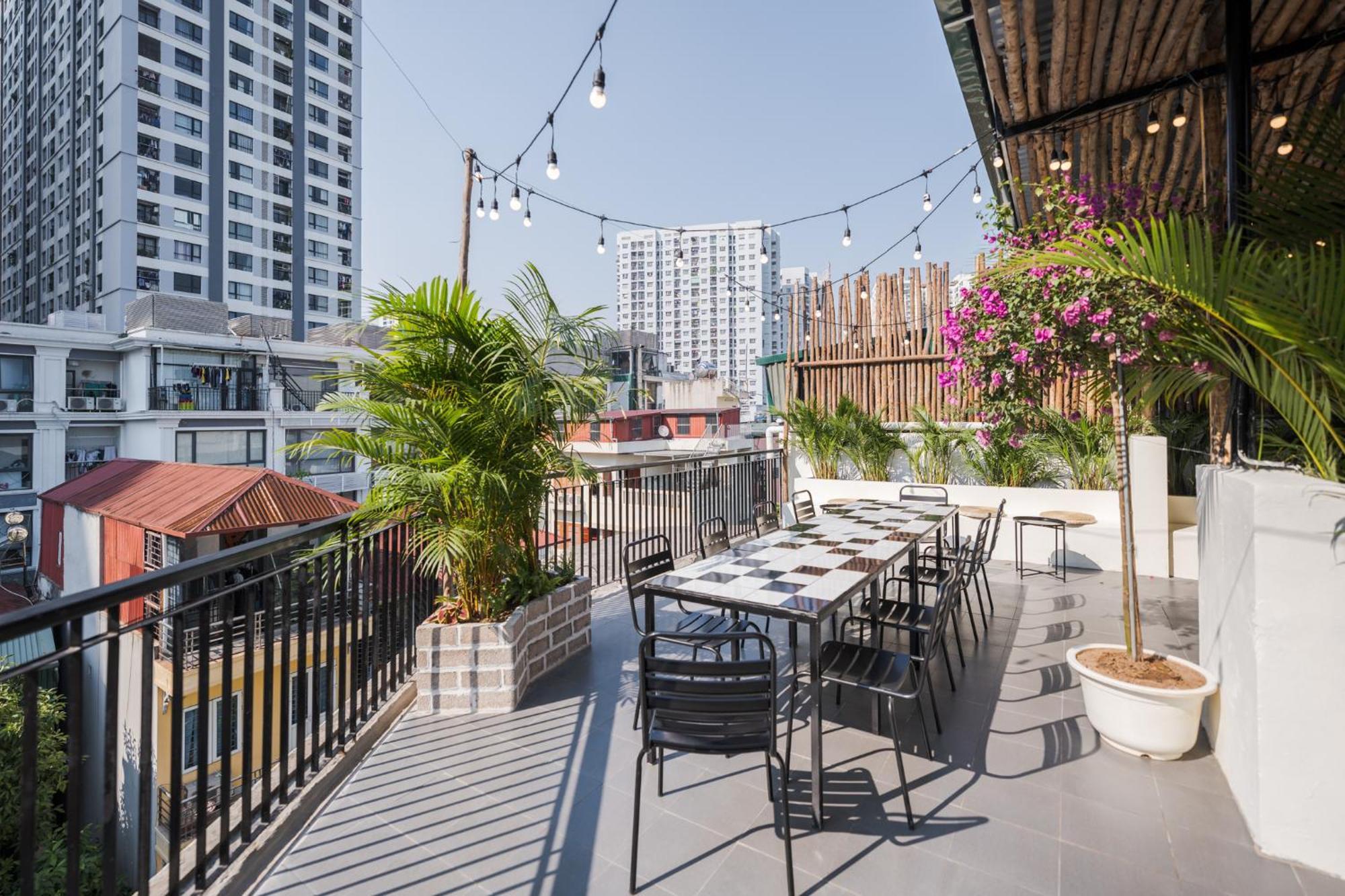 Modern - Rooftop - Sky View - Egg Coffee Class Hanoi