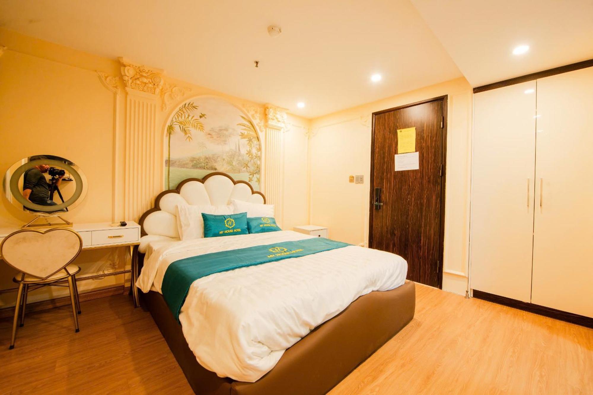 Hotel My House Hn - By Bay Luxury