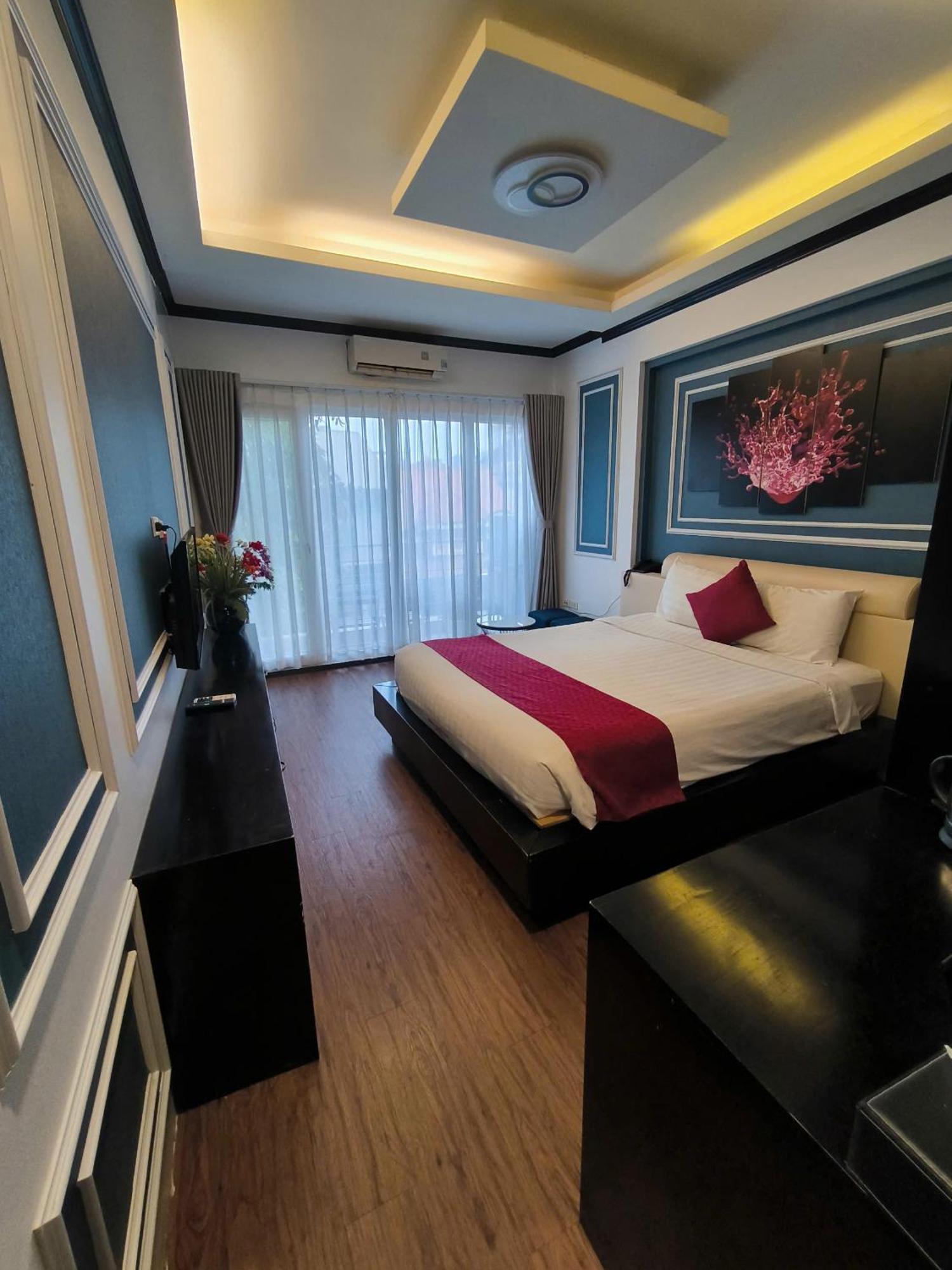 Eclipse Legend Hotel 4*