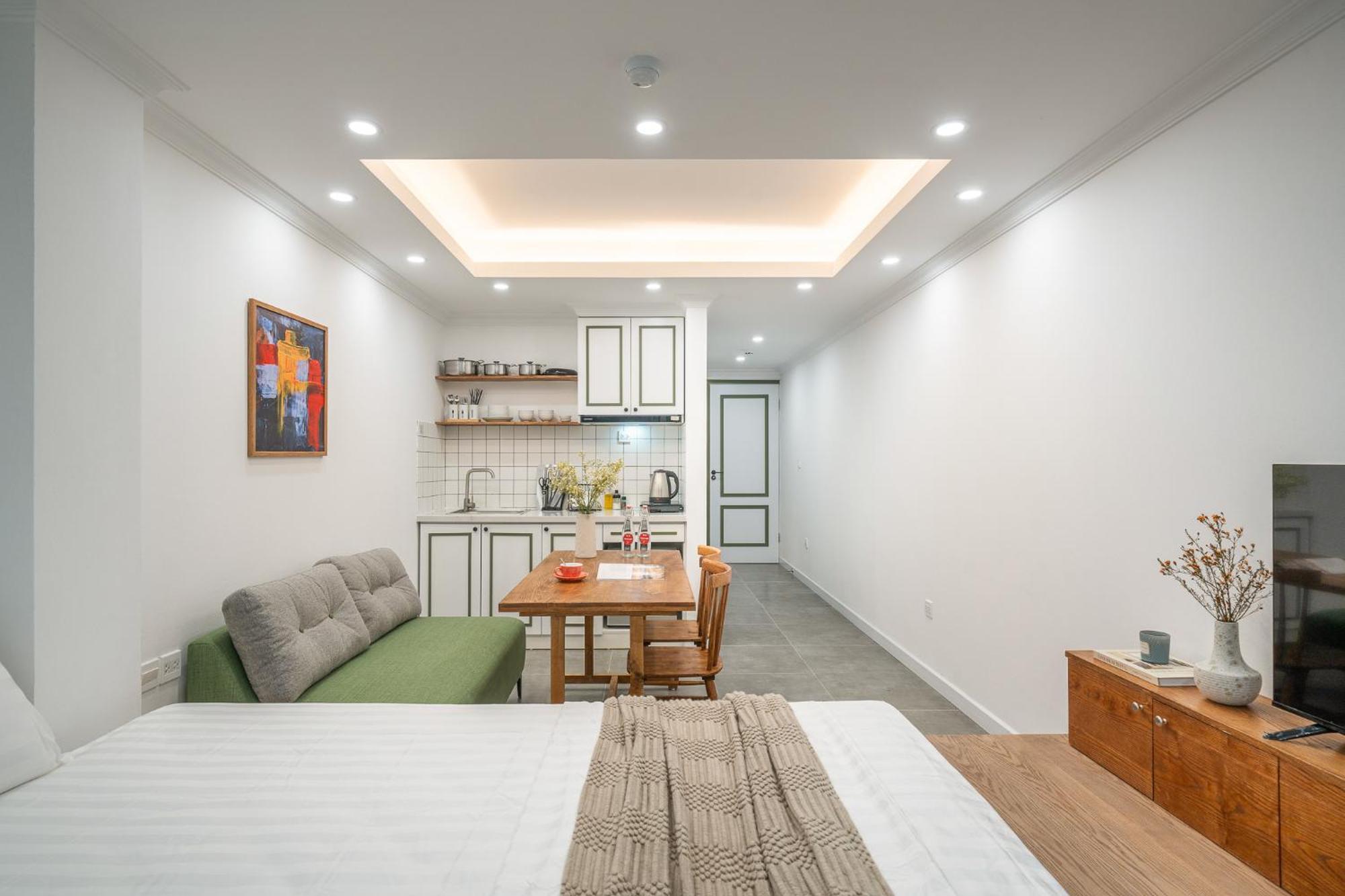Apartment Location/big Group/private With Pool And Kitchen Hanoi