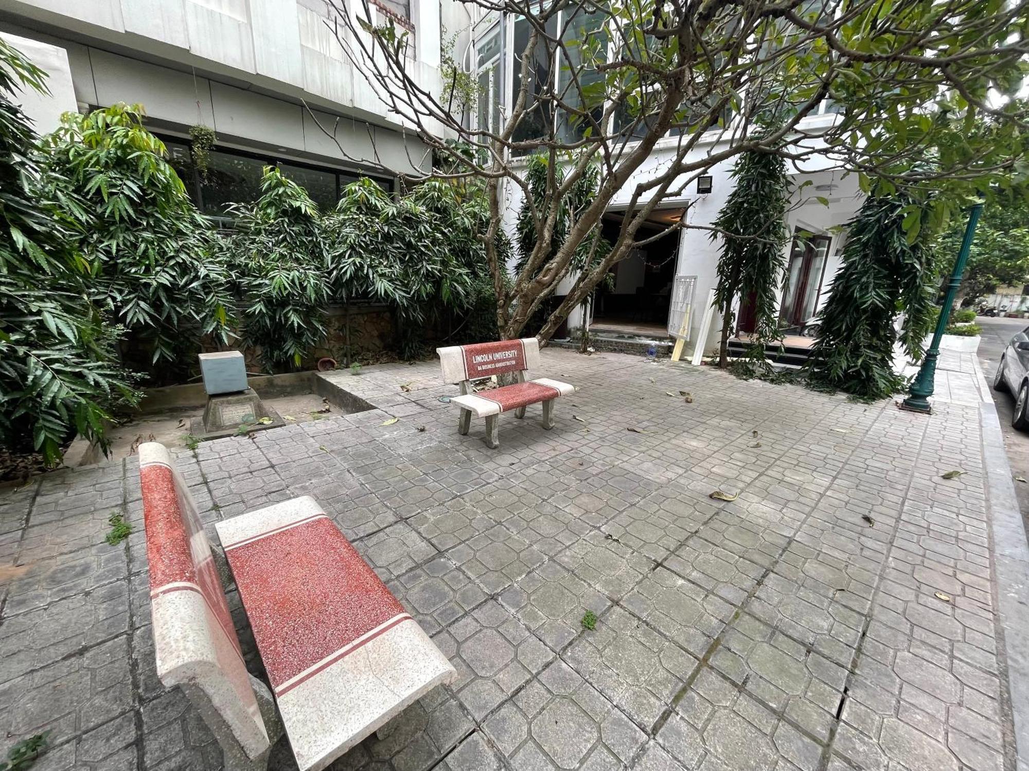 67141 Bedroom Cozy Ho Tay Balcony Full Natural Light Apartment *