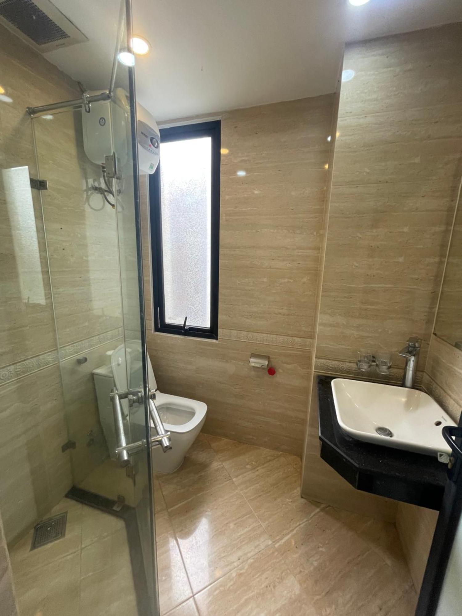 Apartment 67141 Bedroom Cozy Ho Tay Balcony Full Natural Light