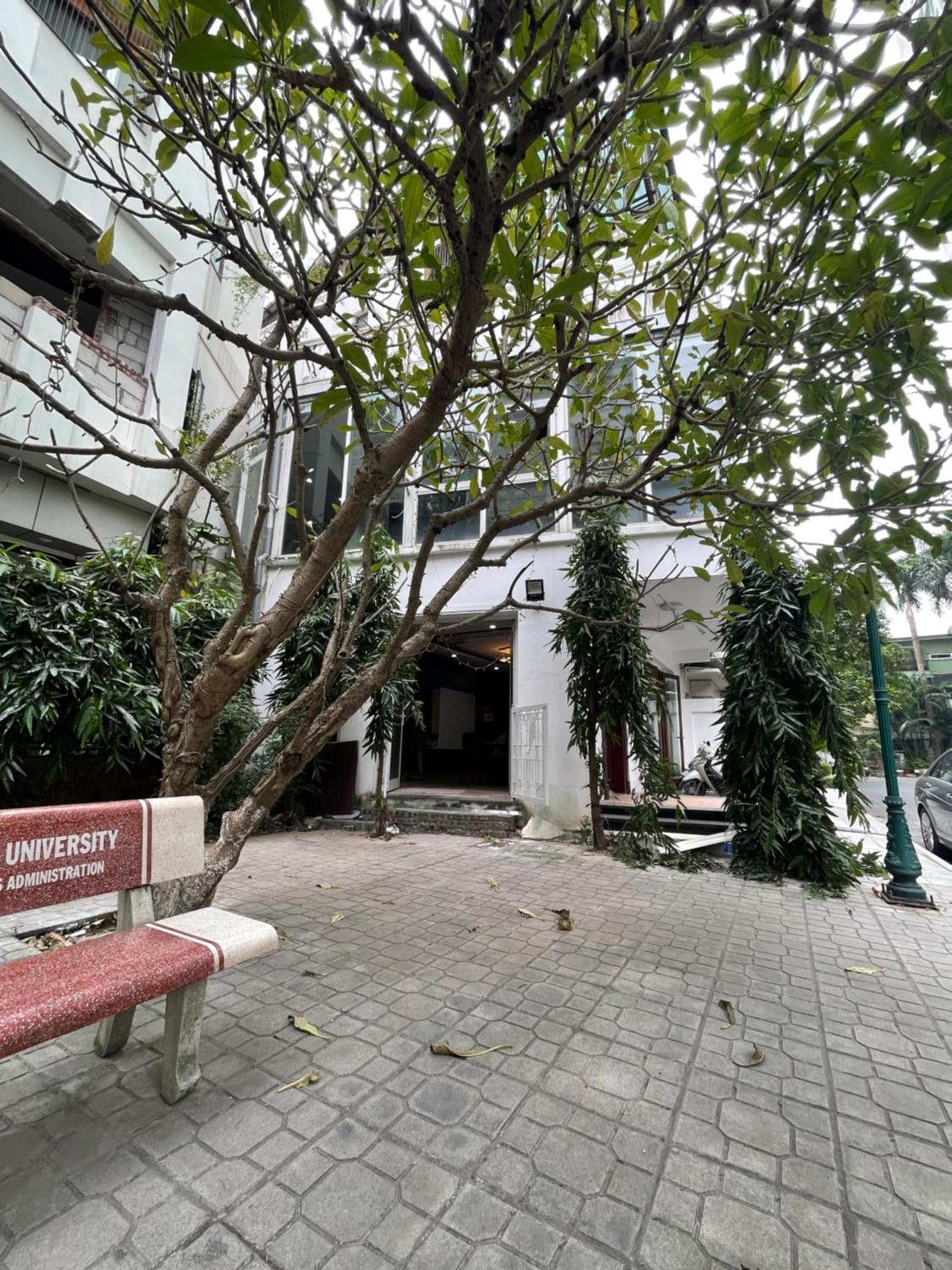 Apartment 67141 Bedroom Cozy Ho Tay Balcony Full Natural Light *