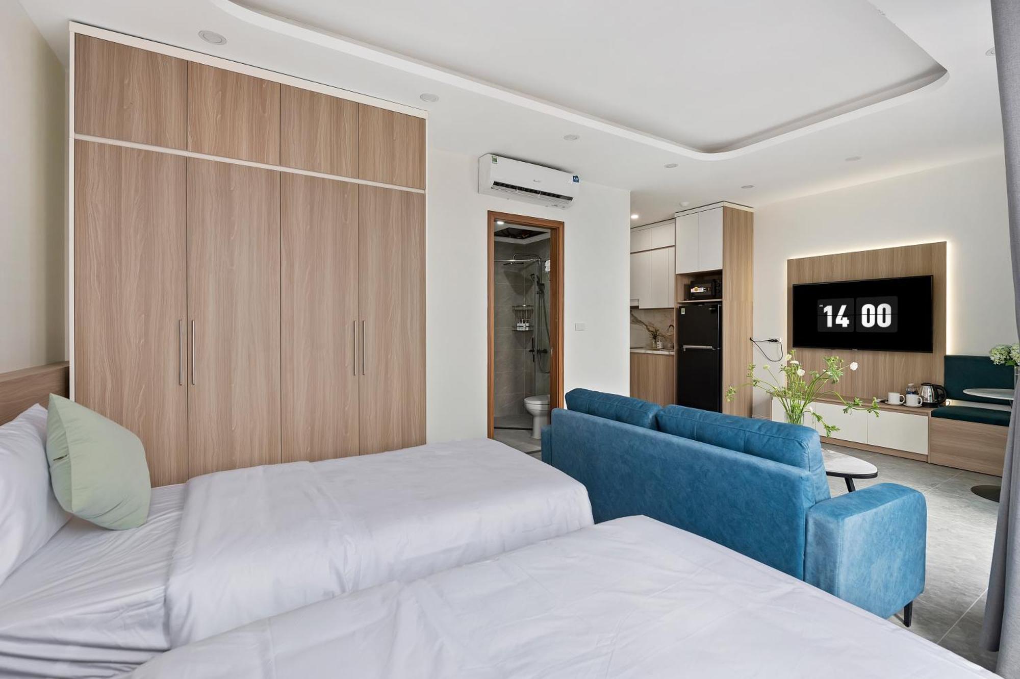 22land Cosmos Hotel 4*