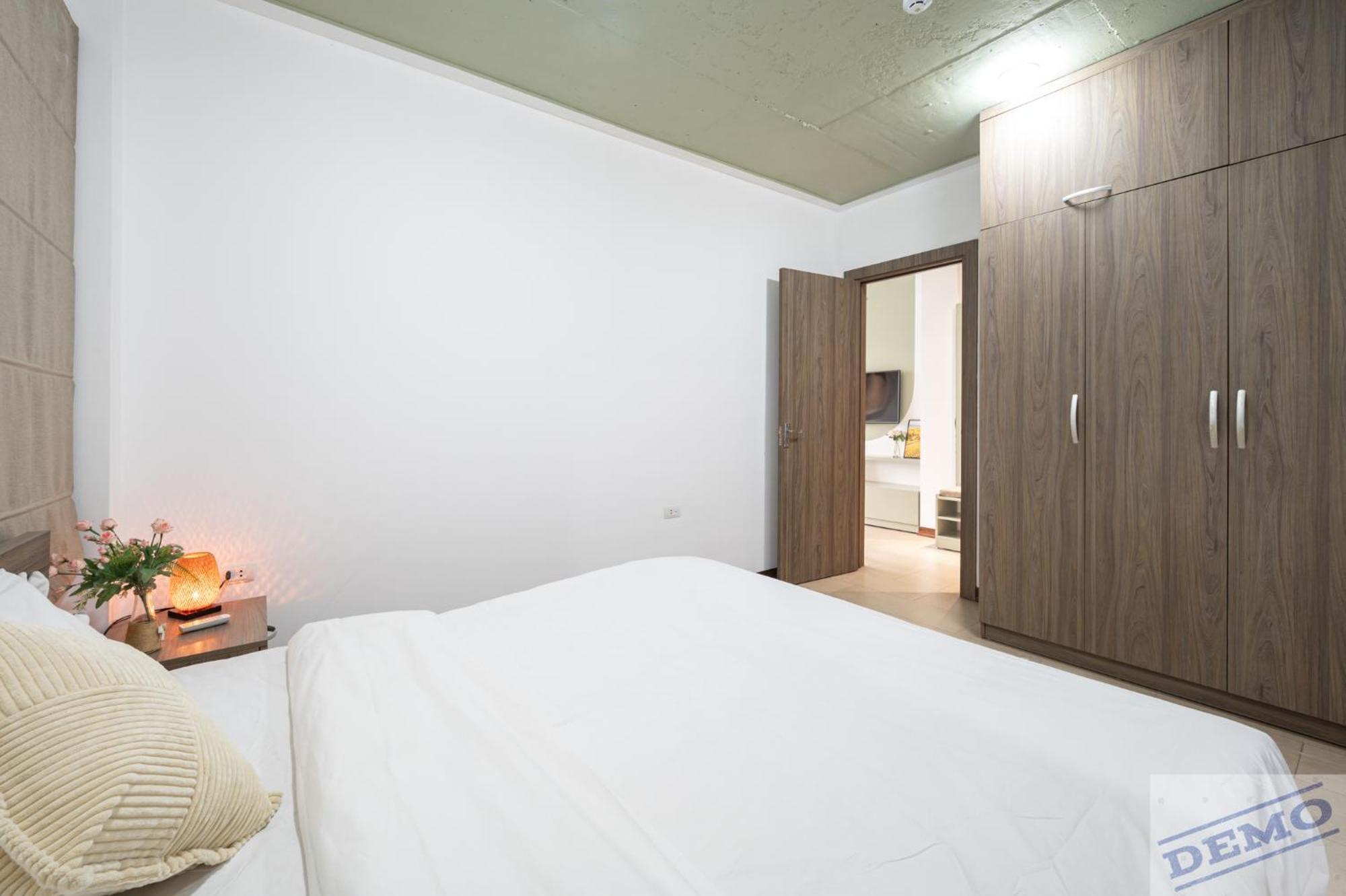 Luxe Paradise 80 Tu Hoa Apartamento Hanói