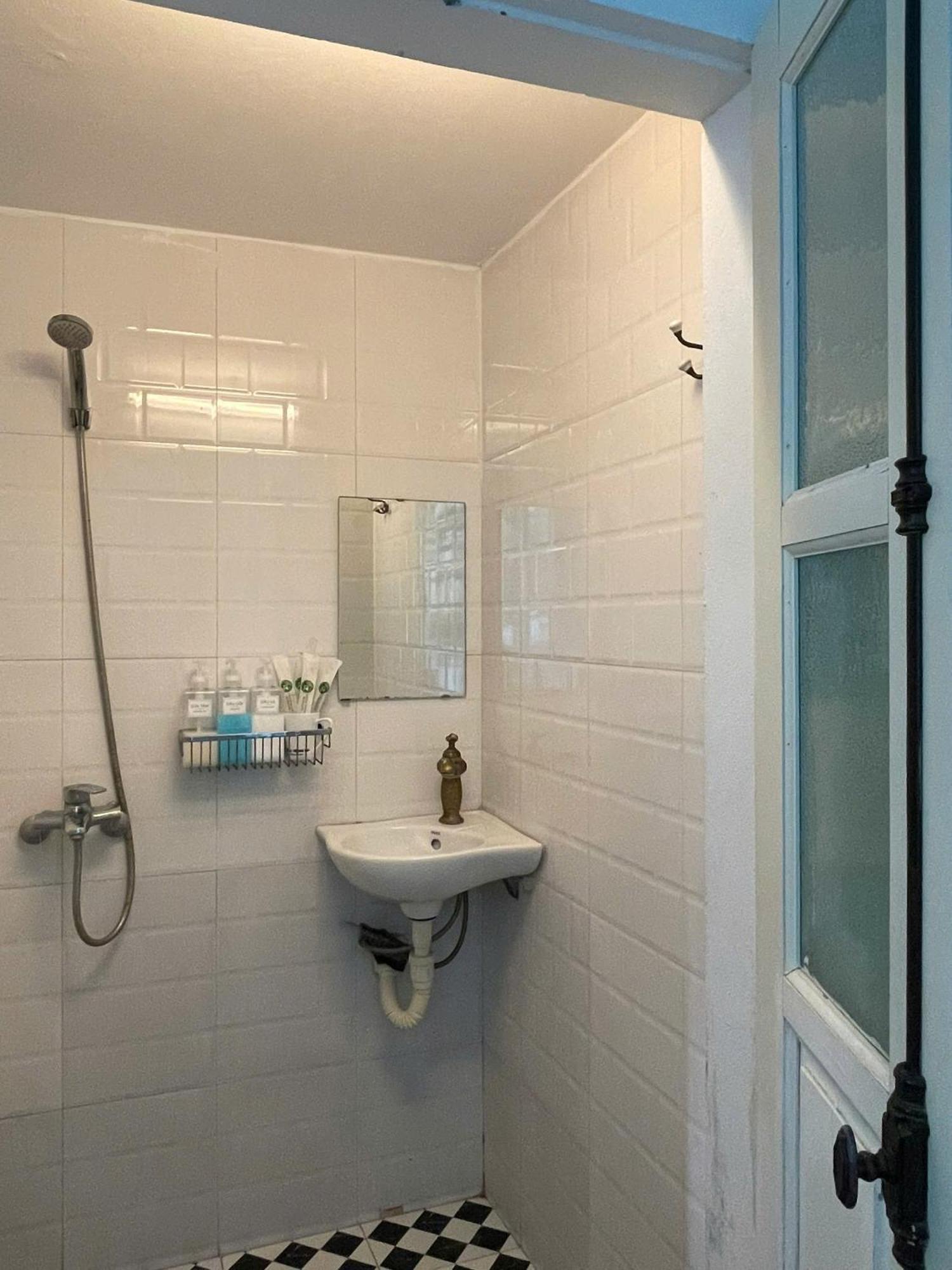 Heart Of Hoan Kiem-fully Equipped Private House Near Old Quarter Apartment *
