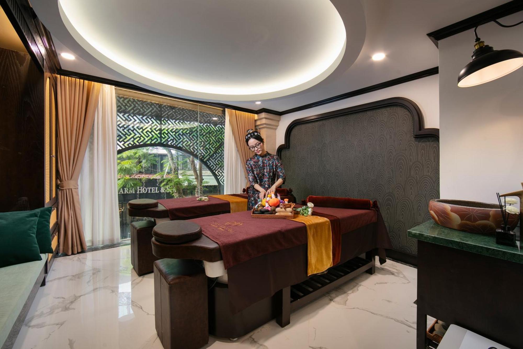 Hotel Plaza & 4*