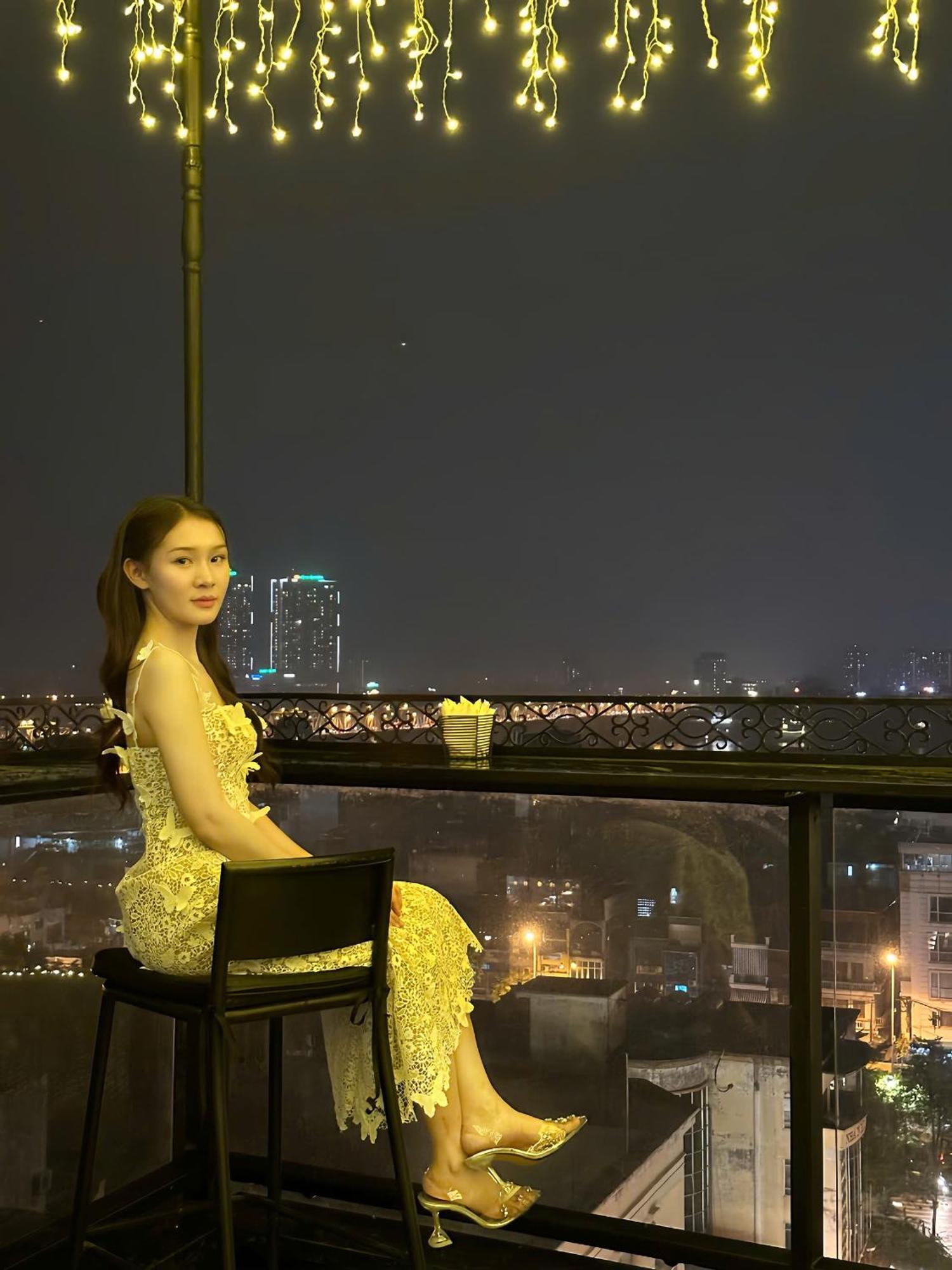 Paon & Hanoi