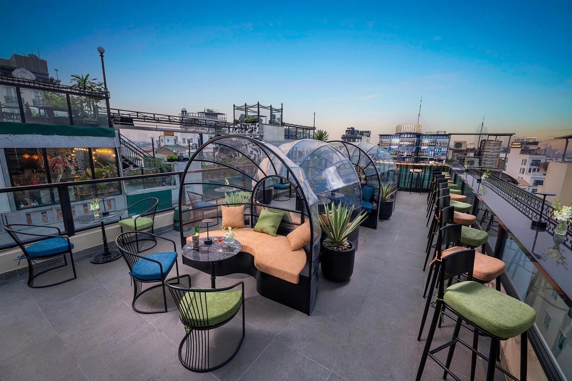 Hotel Le Premier & Rooftop Bar 4*