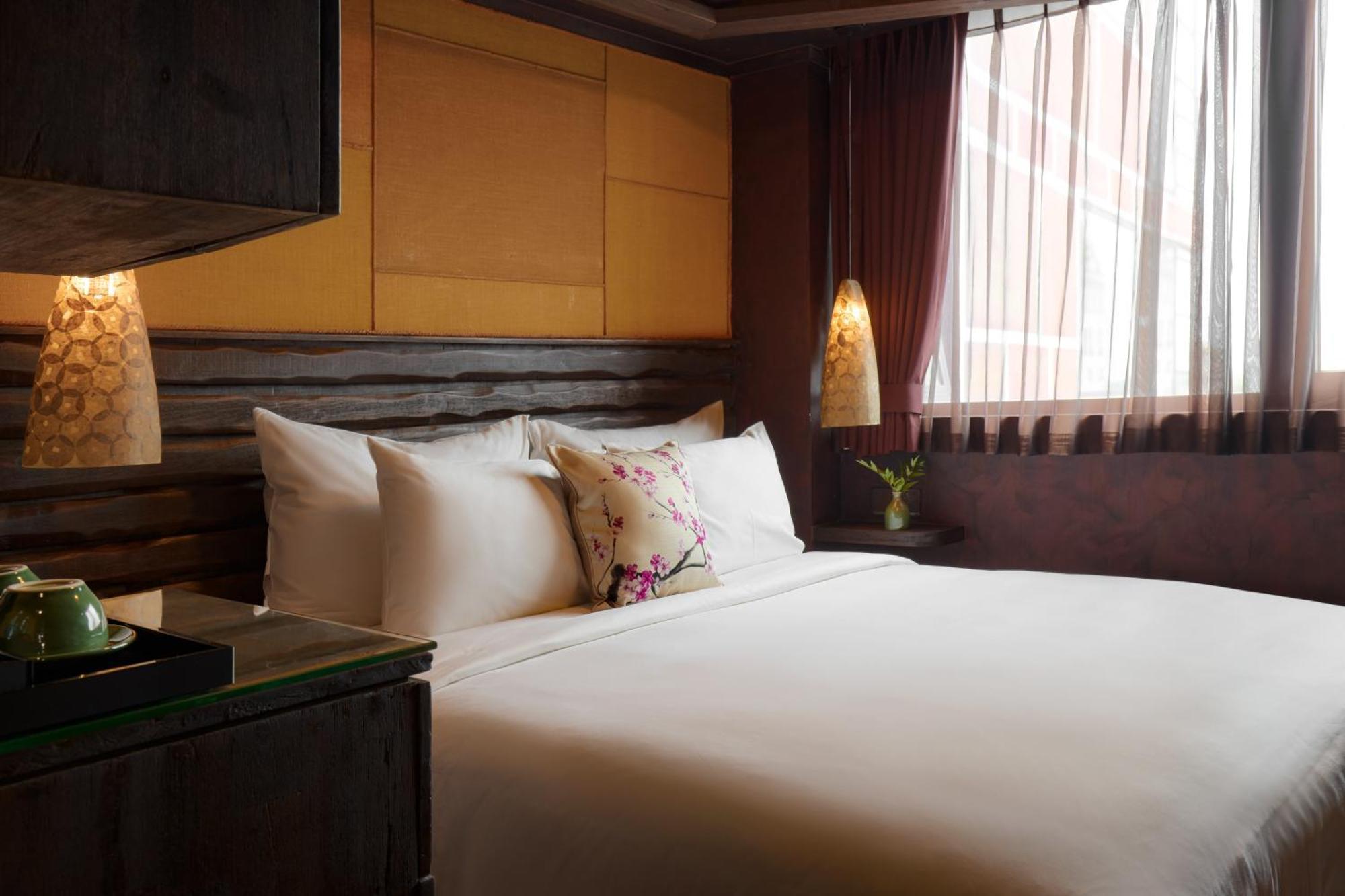 Hotel Kecho Legacy & Hanoi