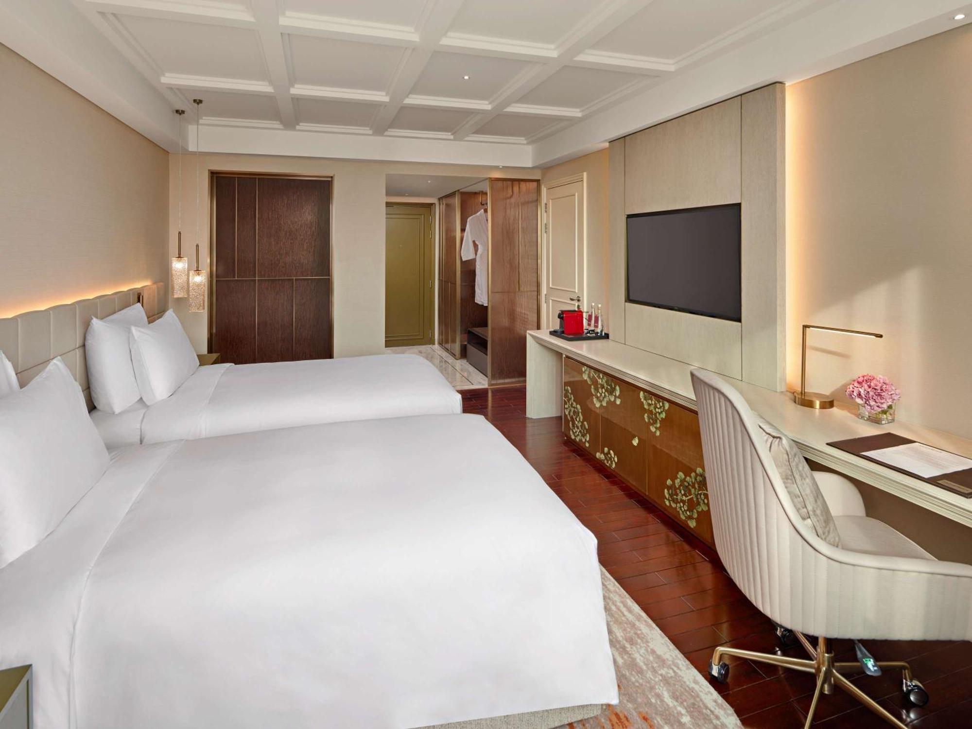 Moevenpick Centre Hanoi