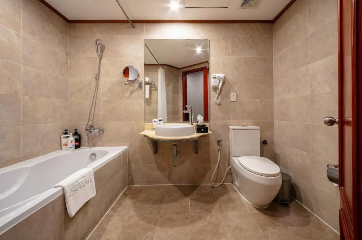 Hotel A25 - 23 Quan Thanh