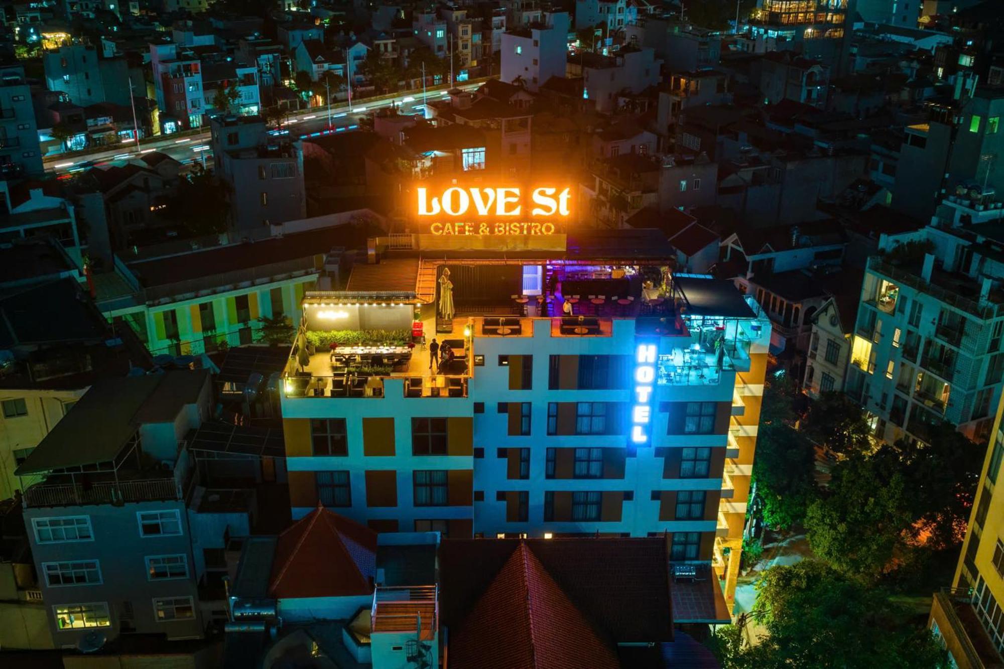Hotel St - 4*