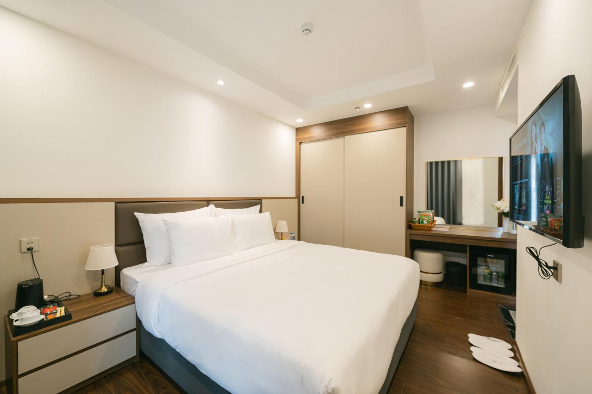 St - Hotel Hanoi
