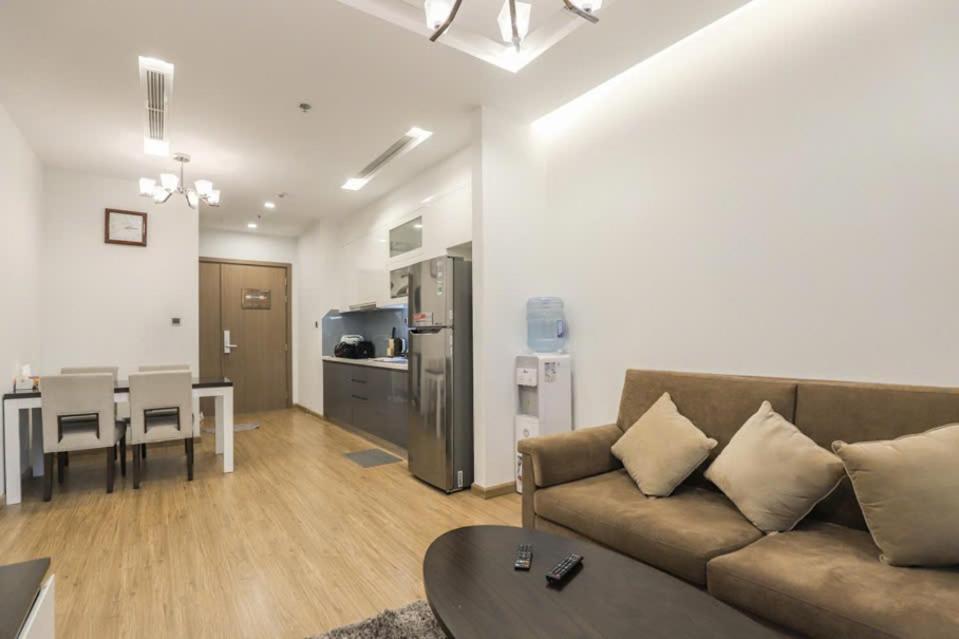 Apartment Luxury In Vinhomes Metropolis