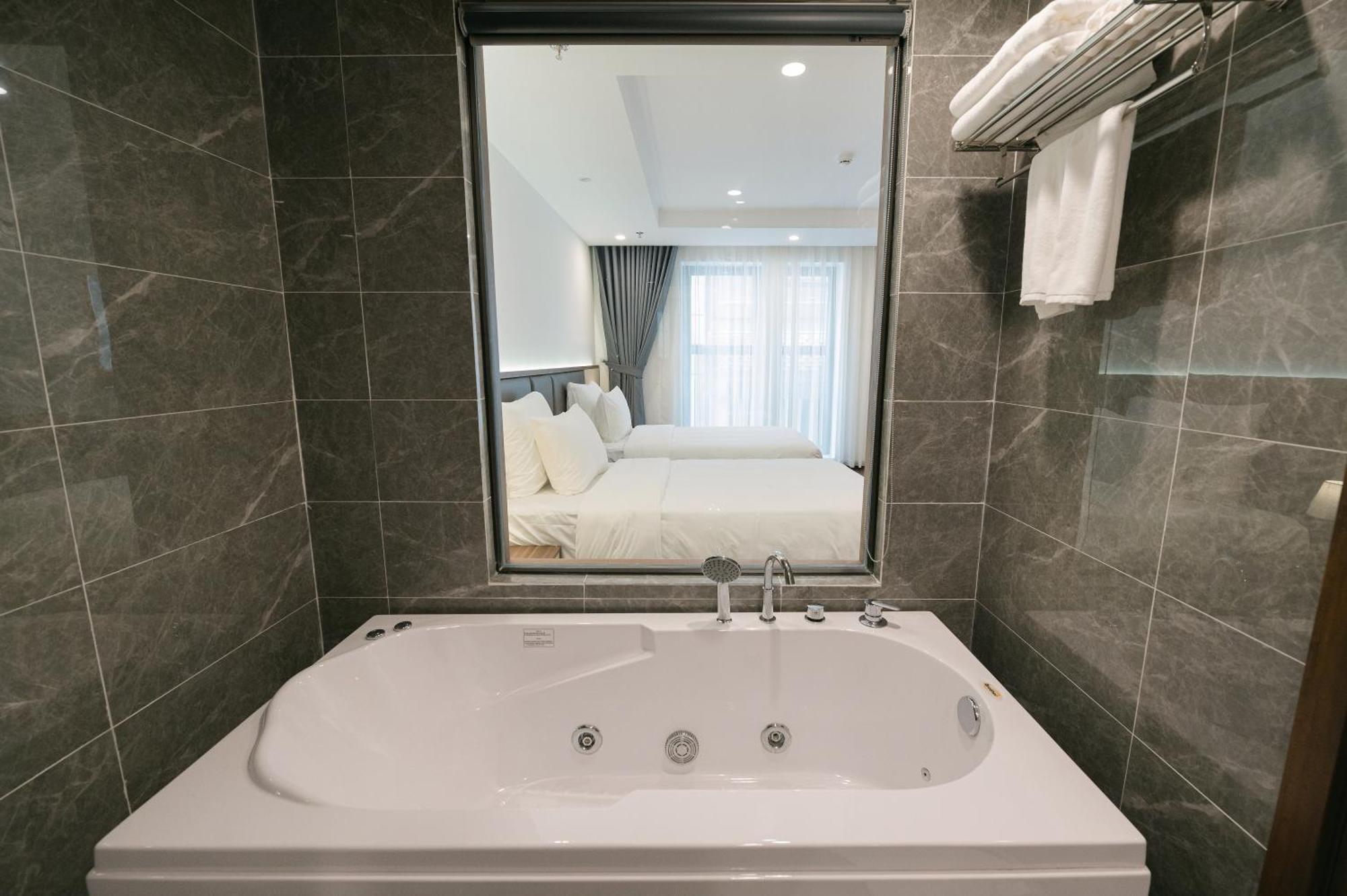 St - Hotel 4*
