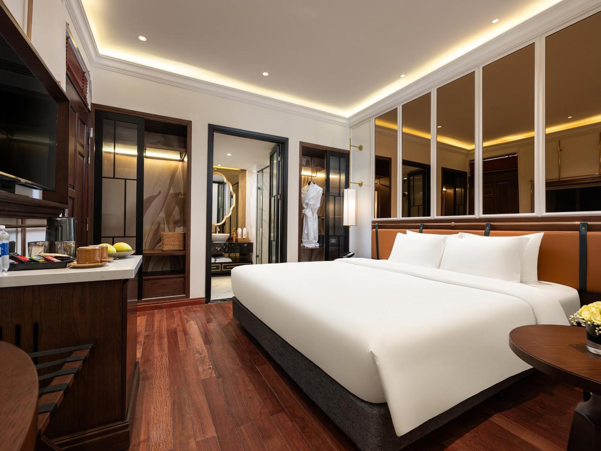 Minerva Premium Hotel 4*