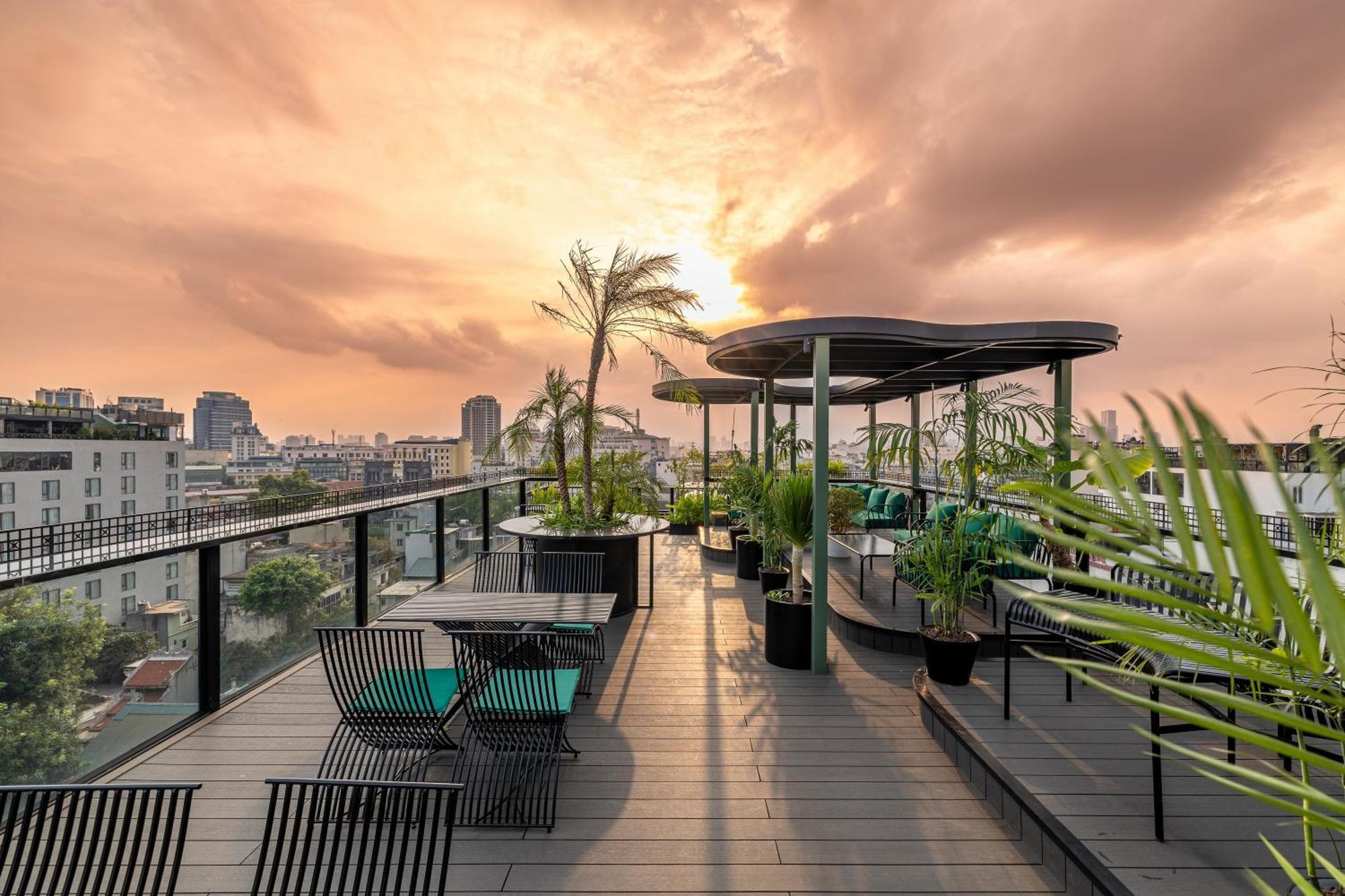 Golden Lotus Luxury 4* Hanoi
