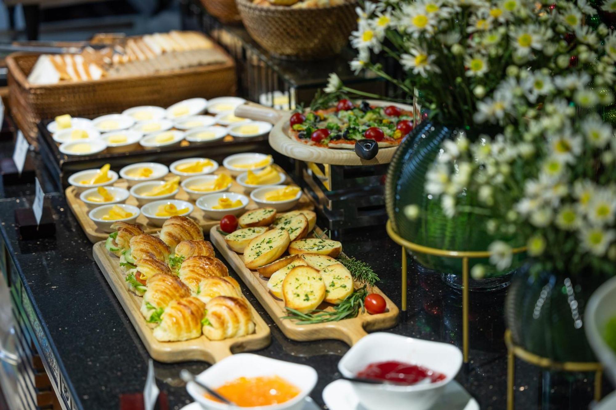 Hotel Golden Lotus Luxury