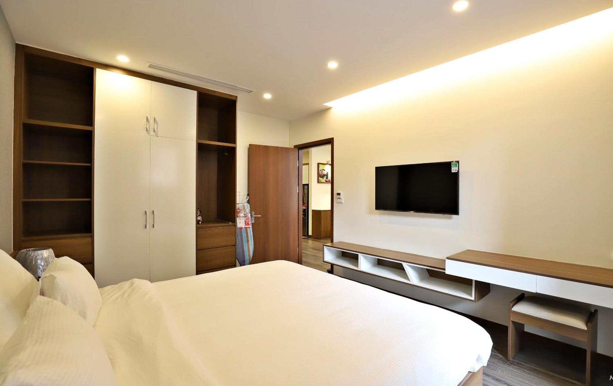 Luxe Paradise Tay Ho
