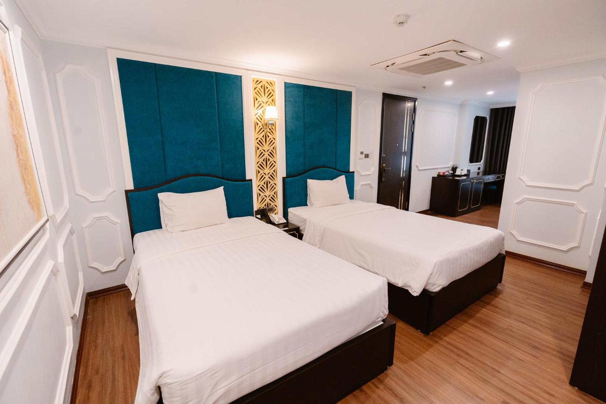 Hong Hotel 2*