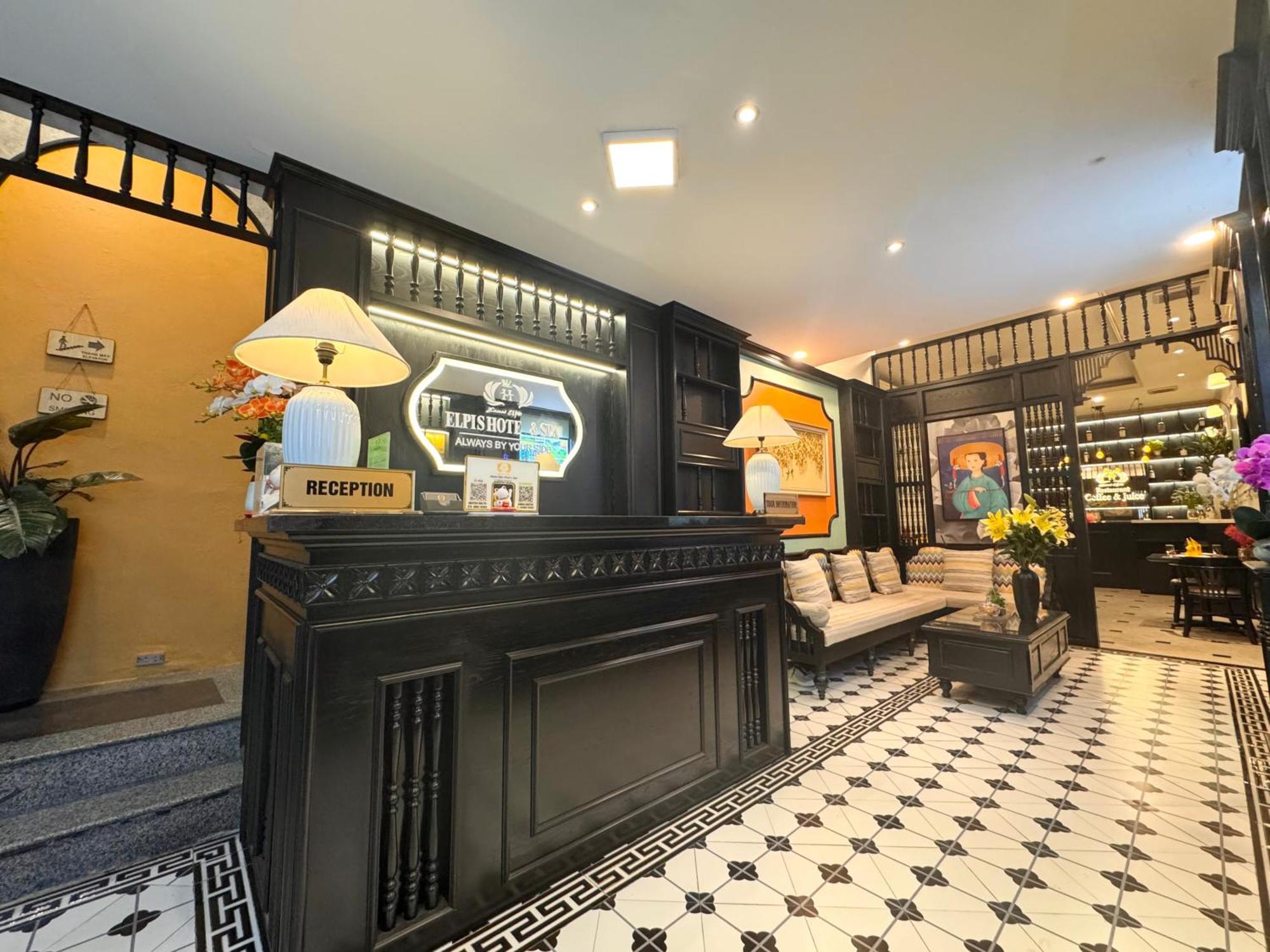 Hotel Elpis &