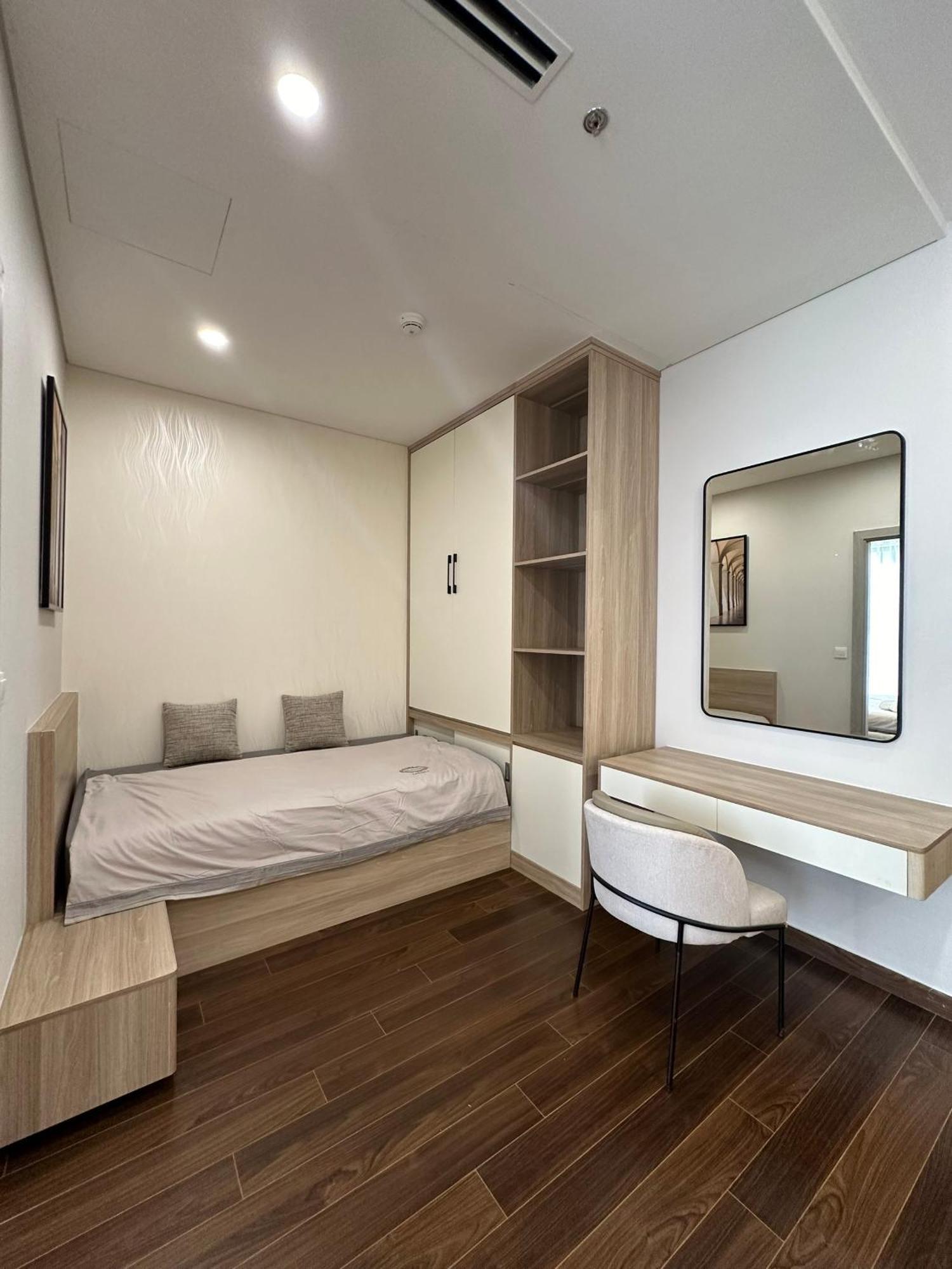 Apartment Chi Chi Housing Vinhomes Smart Tay Mo, Nam Tu Liem Ha Noi