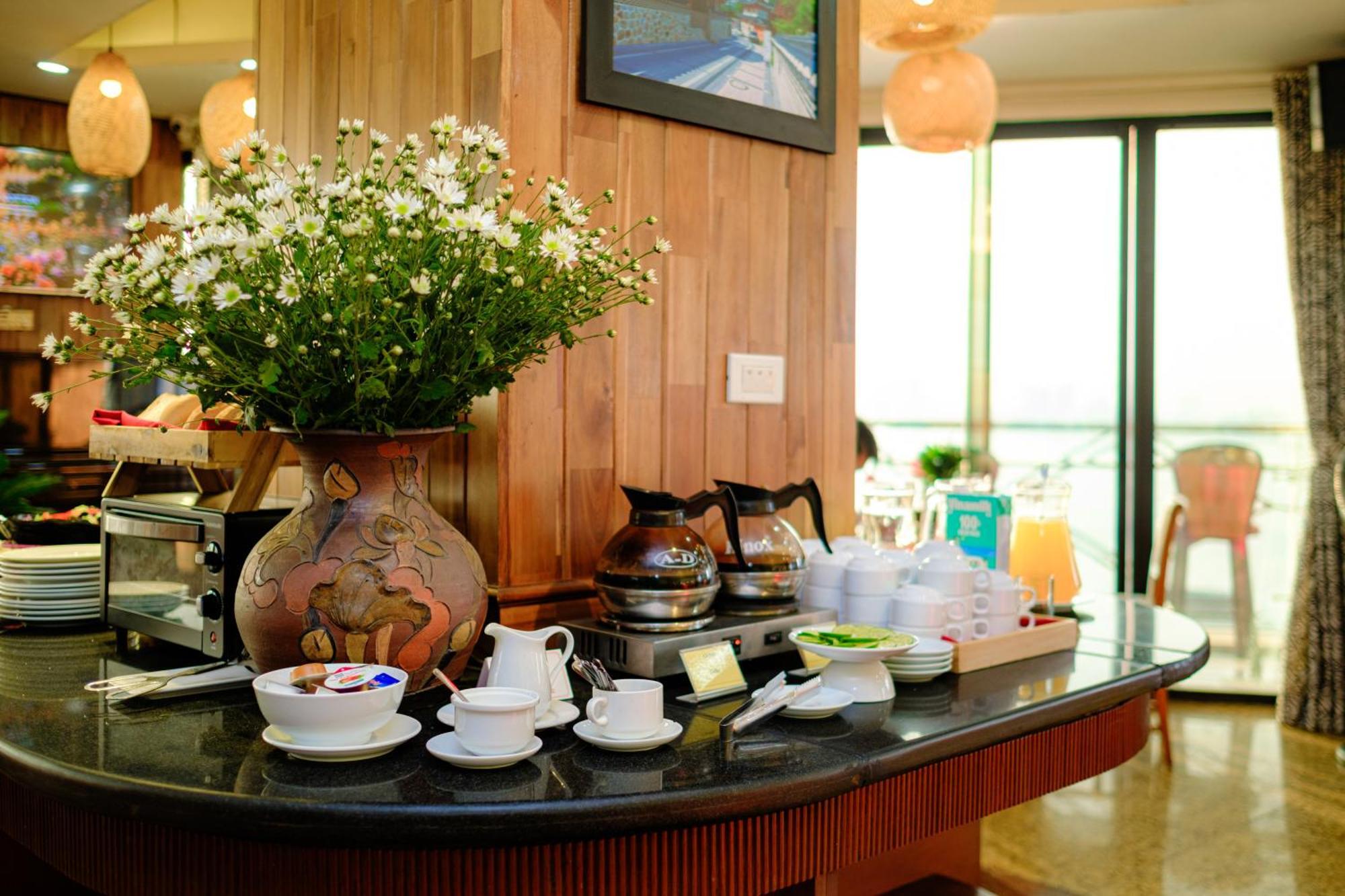 Sunset Westlake Hotel 3*