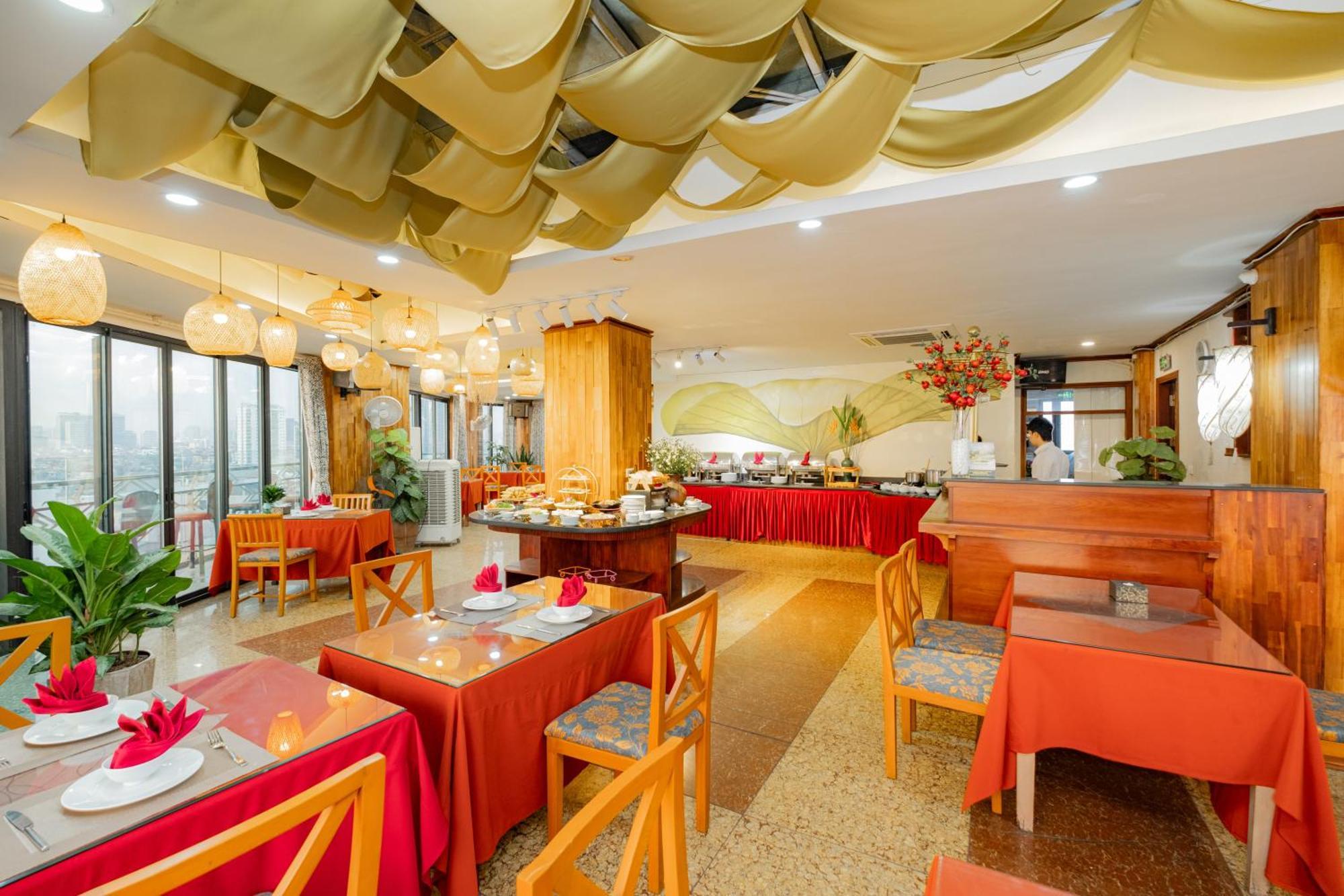 Hotel Sunset Westlake Hanoi