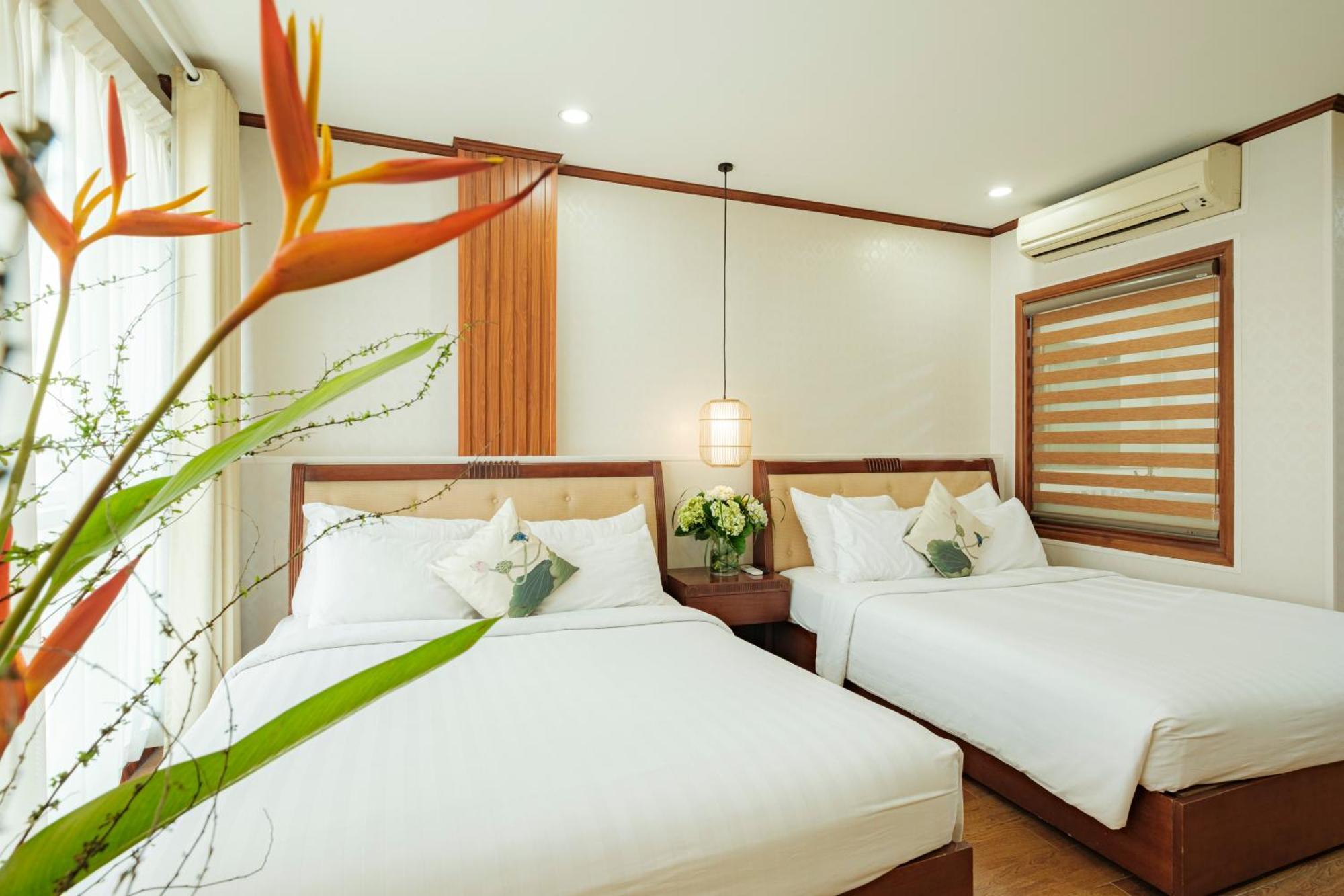 Sunset Westlake Hotel Hanoi