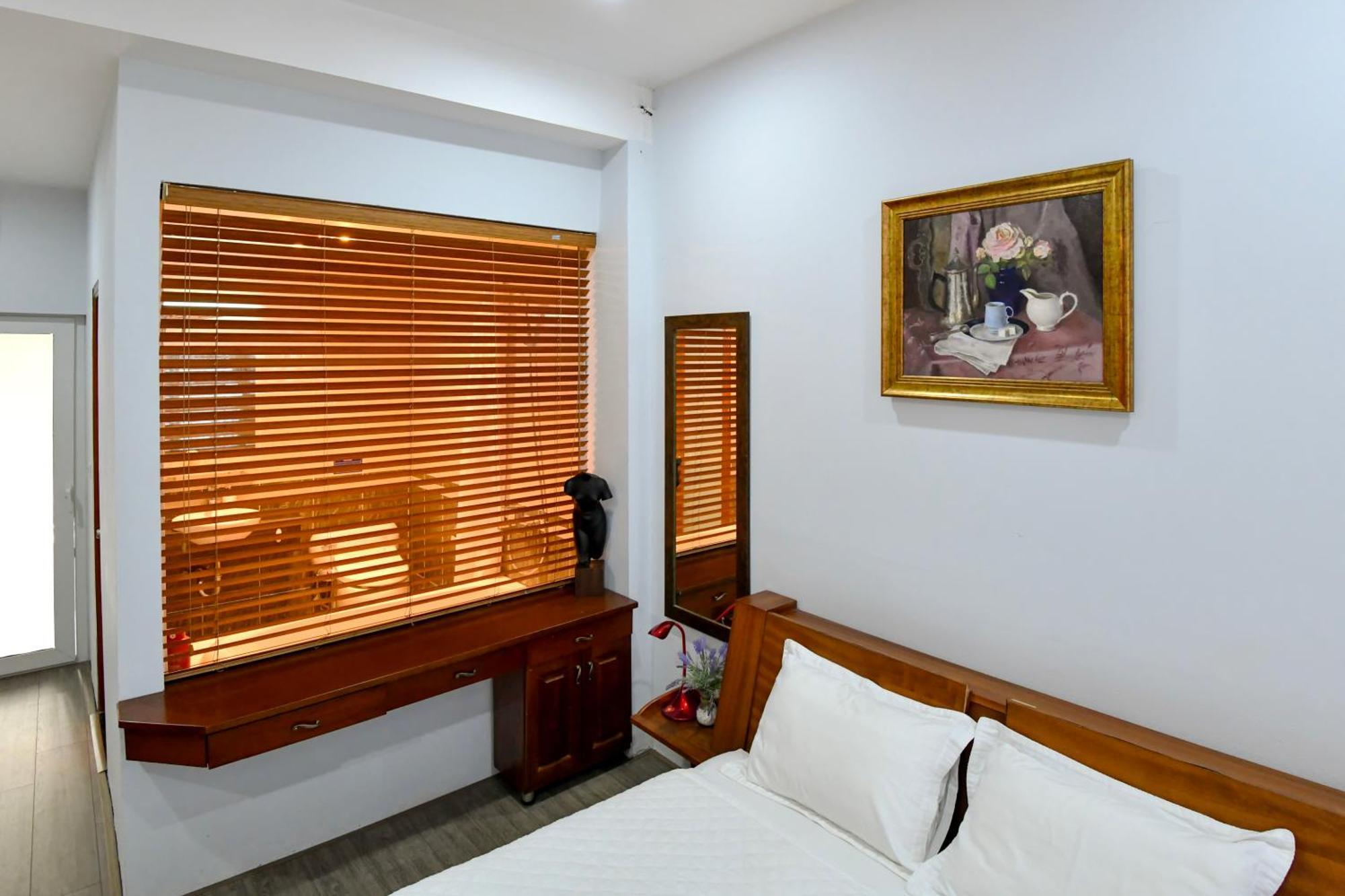 Residence-800m From Opera House Pangsapuri Hanoi