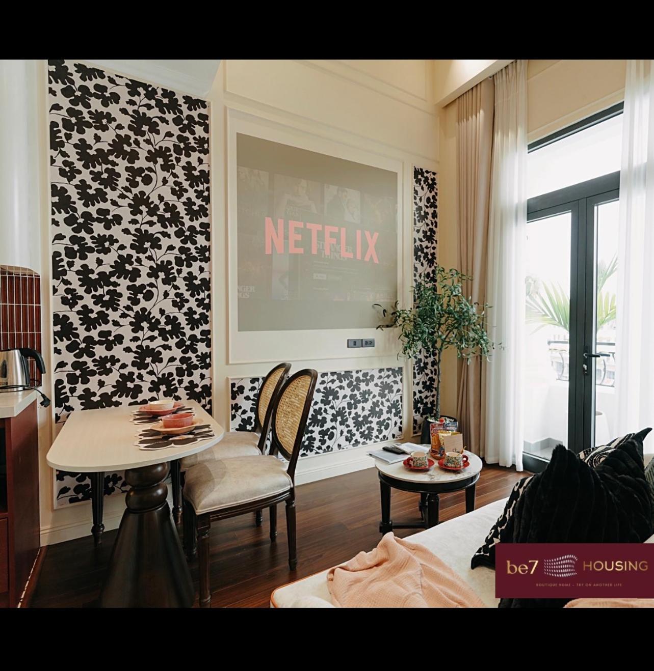 Apartment High Ser-apt -warmly & Spacious- Peaceful- Bathtub- Greenview- Nearly Bus Stop- 30mins By Car To Hanoioldquater - Vinhomes Oceanpark
