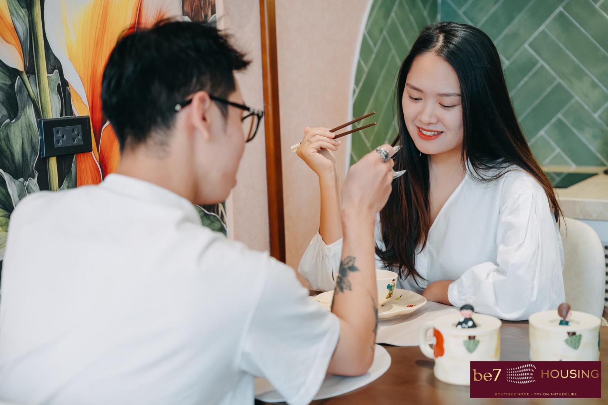 High Ser-apt -warmly & Spacious- Peaceful- Bathtub- Greenview- Nearly Bus Stop- 30mins By Car To Hanoioldquater - Vinhomes Oceanpark Hanoi